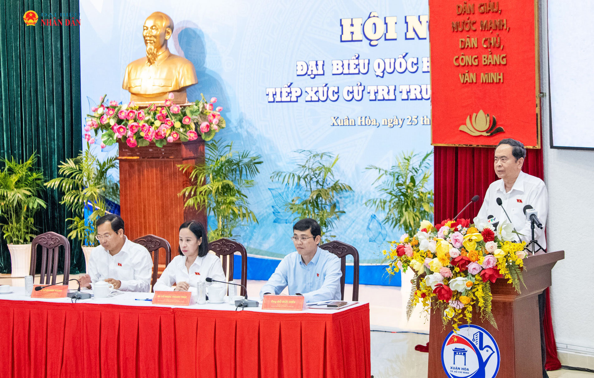 Chủ tịch Quốc hội Trần Thanh Mẫn phát biểu tại Hội nghị tiếp xúc cử tri