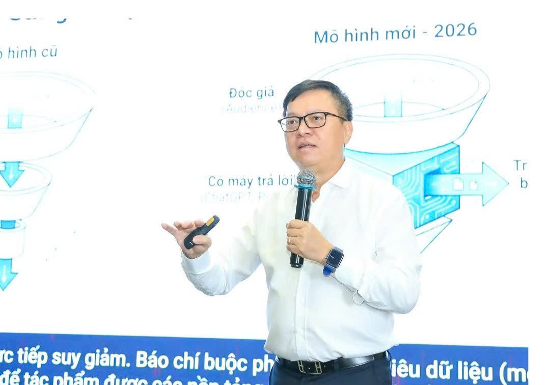 Chủ tịch Hội Nhà báo Việt Nam Lê Quốc Minh phát biểu