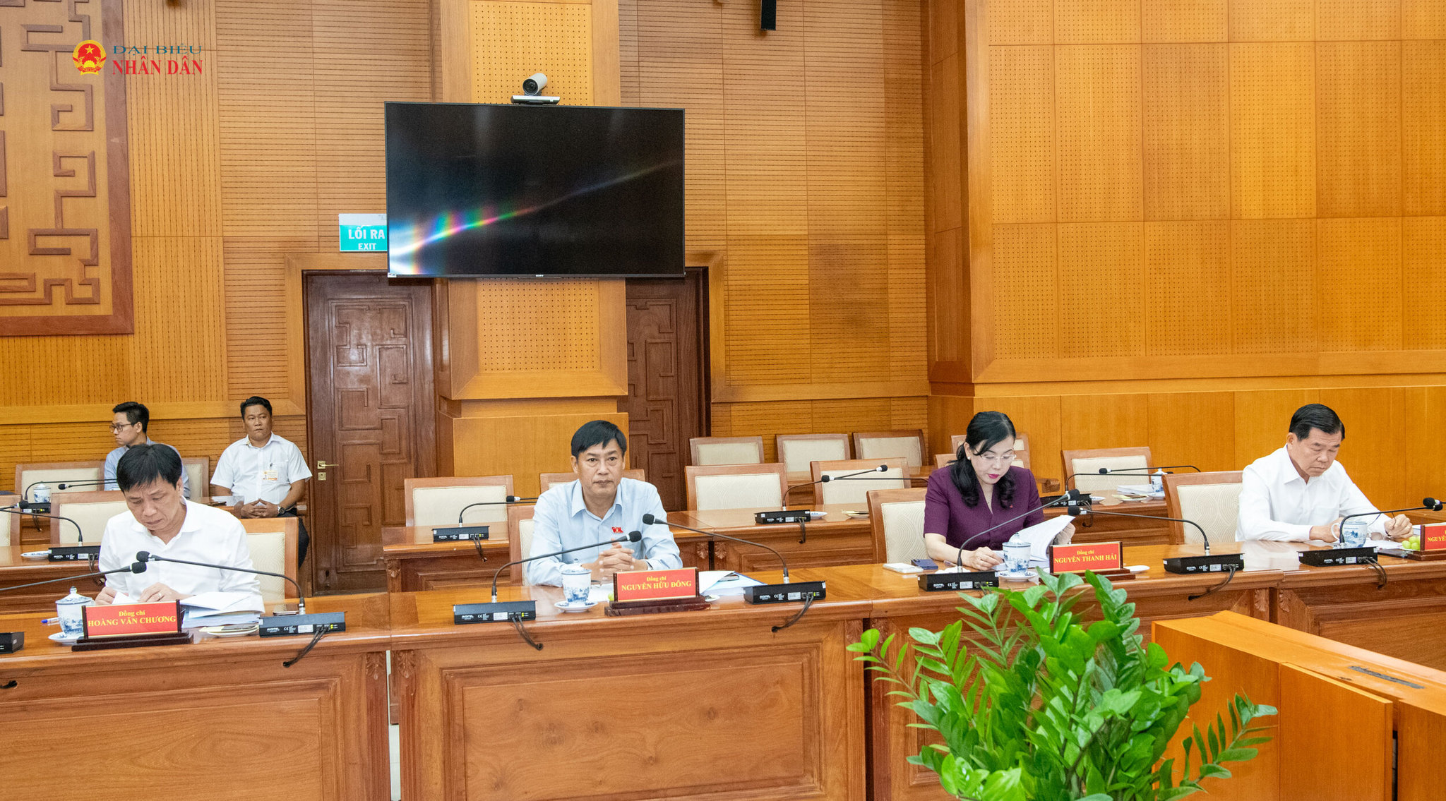 Các đai biểu dự hội nghị.2