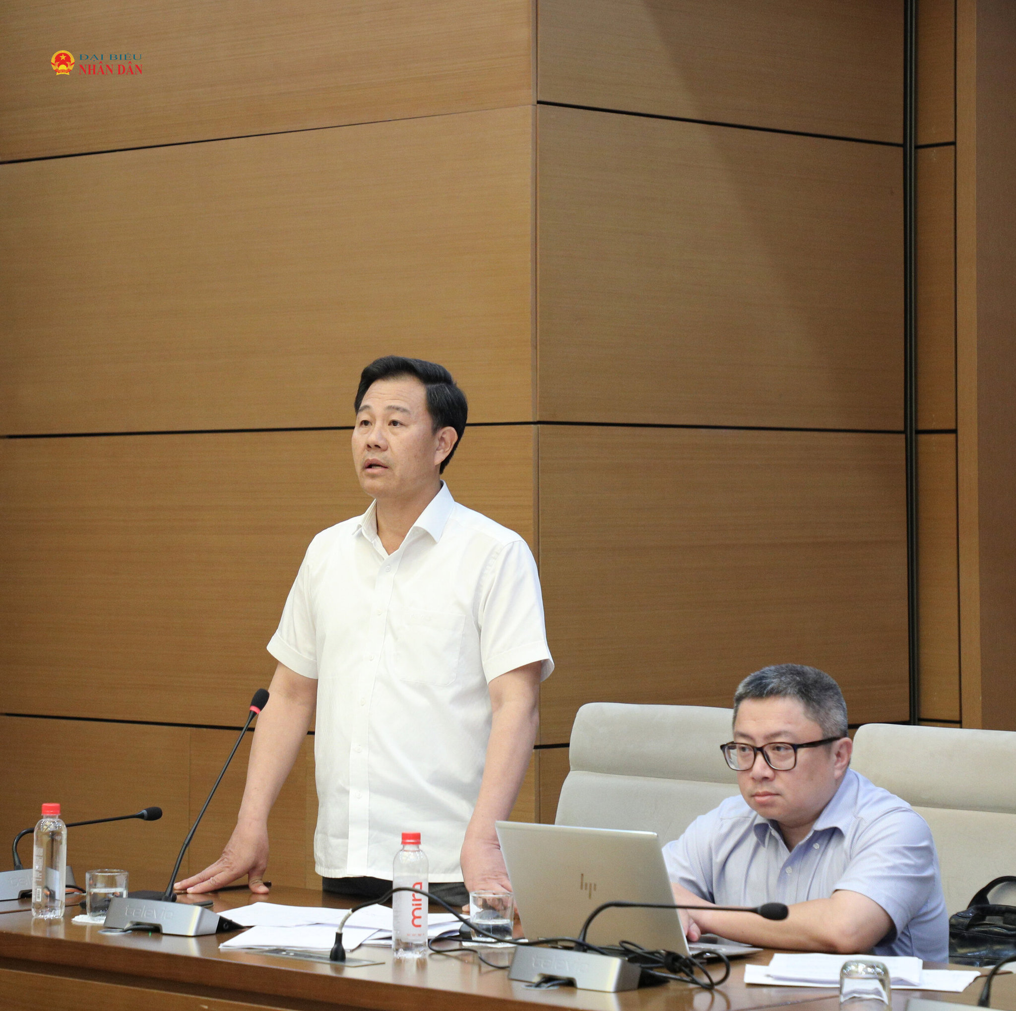 Chánh Văn phòng Điều phối Trung ương Chương trình mục tiêu quốc gia Nguyễn Xuân Đại giải trình một số nội dung đại biểu quan tâm