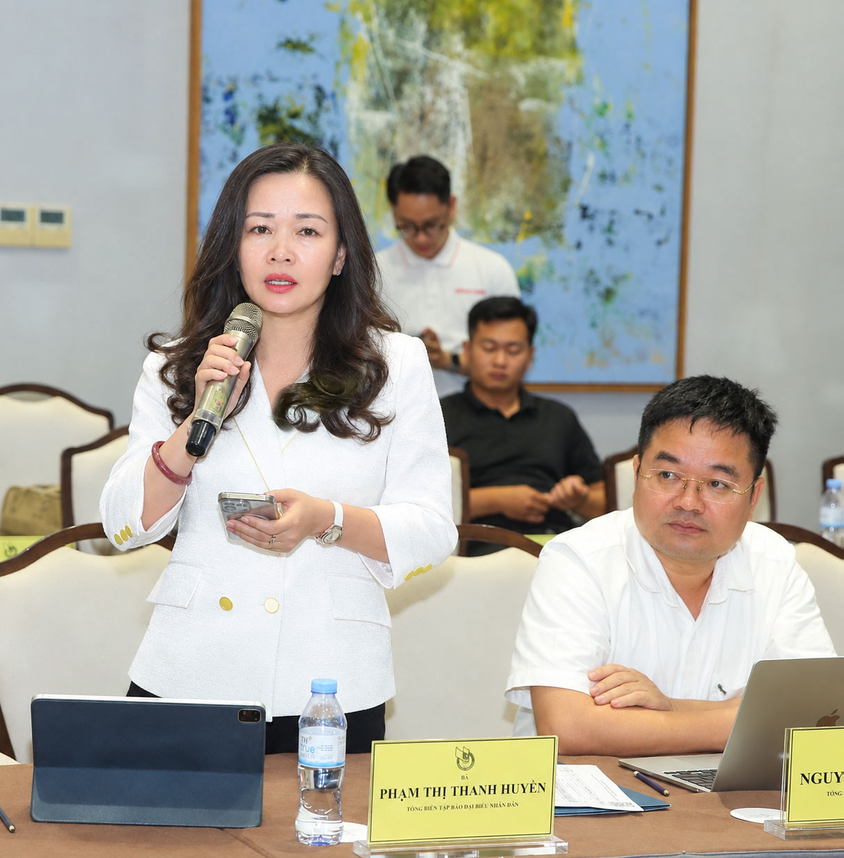 Tổng Biên tập Báo Đại biểu Nhân dân Phạm Thị Thanh Huyền phát biểu