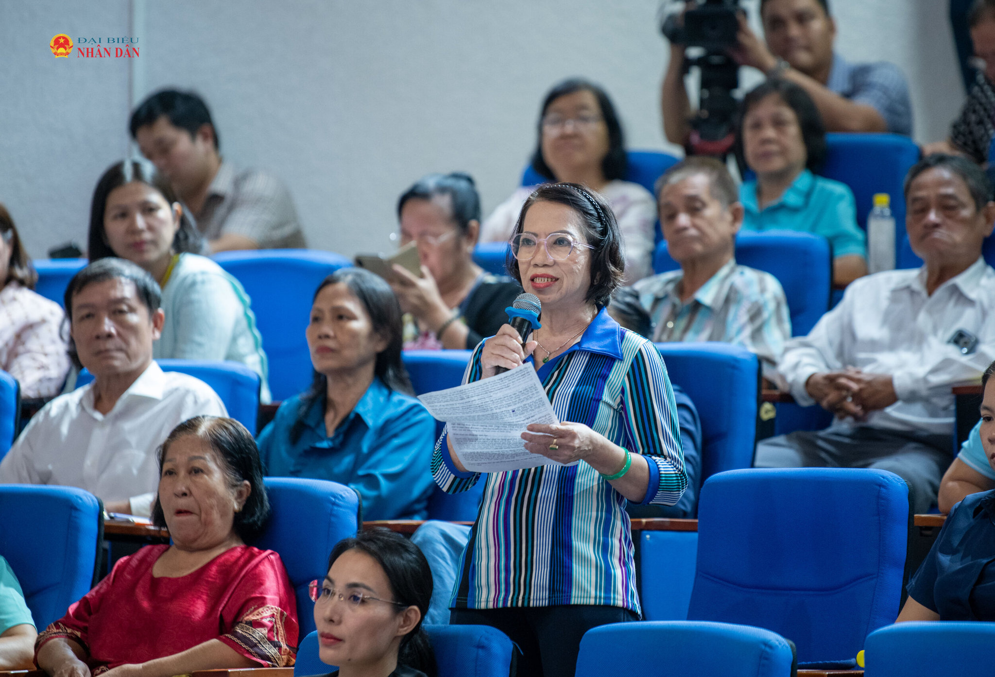 Cử tri phát biểu ý kiến