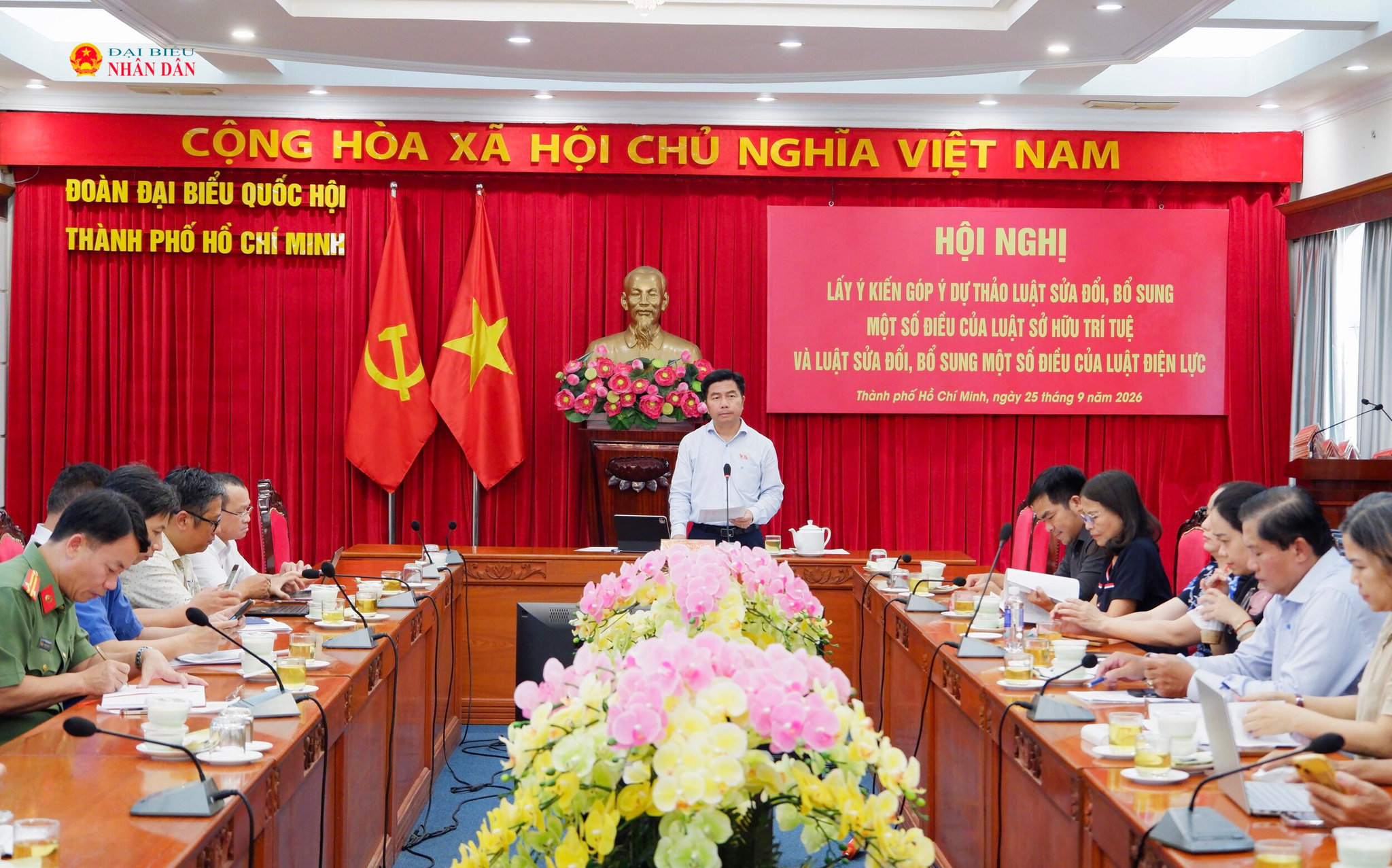 Quang cảnh hội nghị