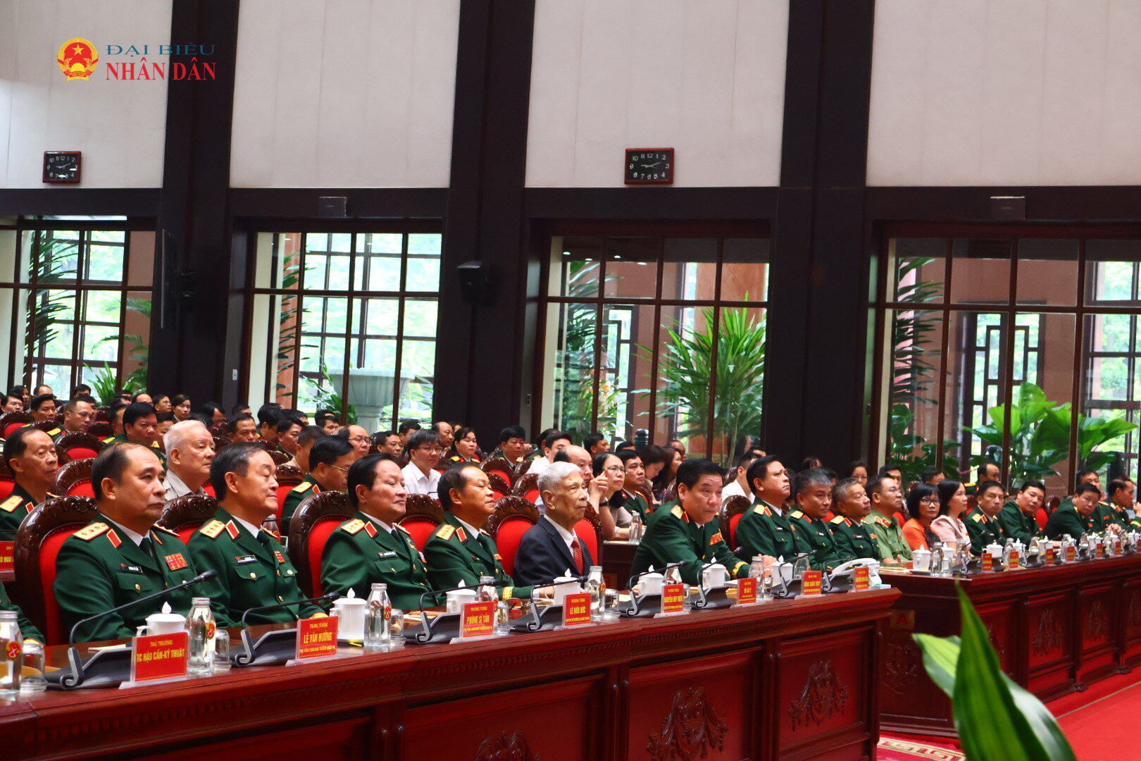 Các đại biểu tham dự Lễ kỷ niệm 50 năm Ngày truyền thống Cục Pháp chế Bộ Quốc phòng và ngành pháp chế Quân đội (25/9/1976 - 25/9/2026) và đón nhận Huân chương Bảo vệ Tổ quốc hạng Ba.
