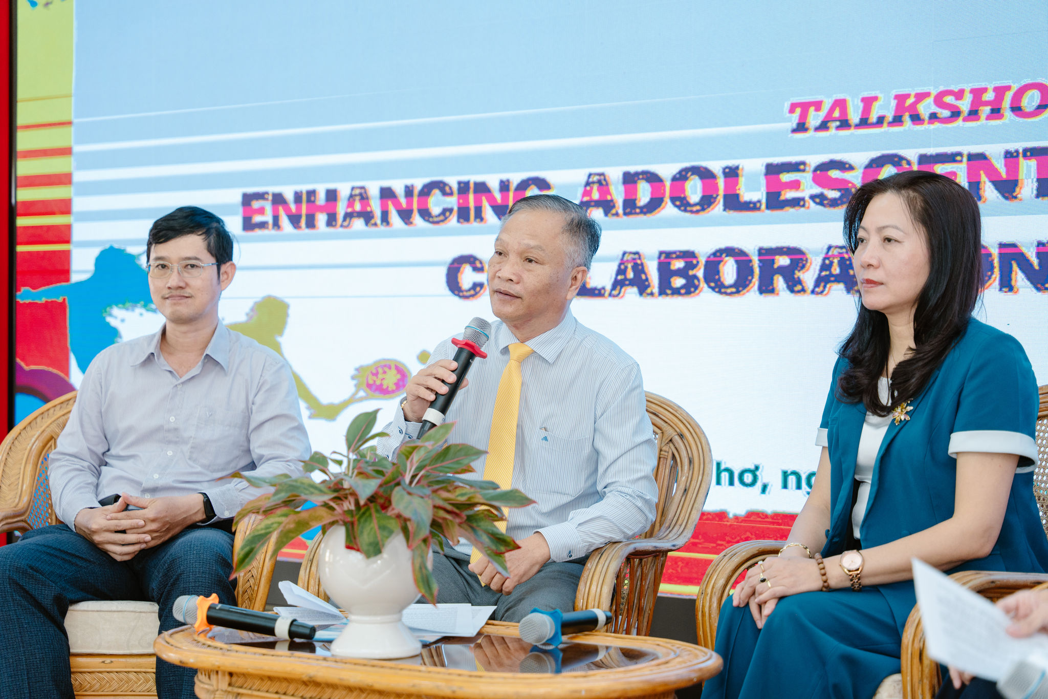 Ông Nguyễn Văn Hiền- Phó giám đốc Sở Giáo dục và Đào tạo CT chia sẻ tại tọa đàm