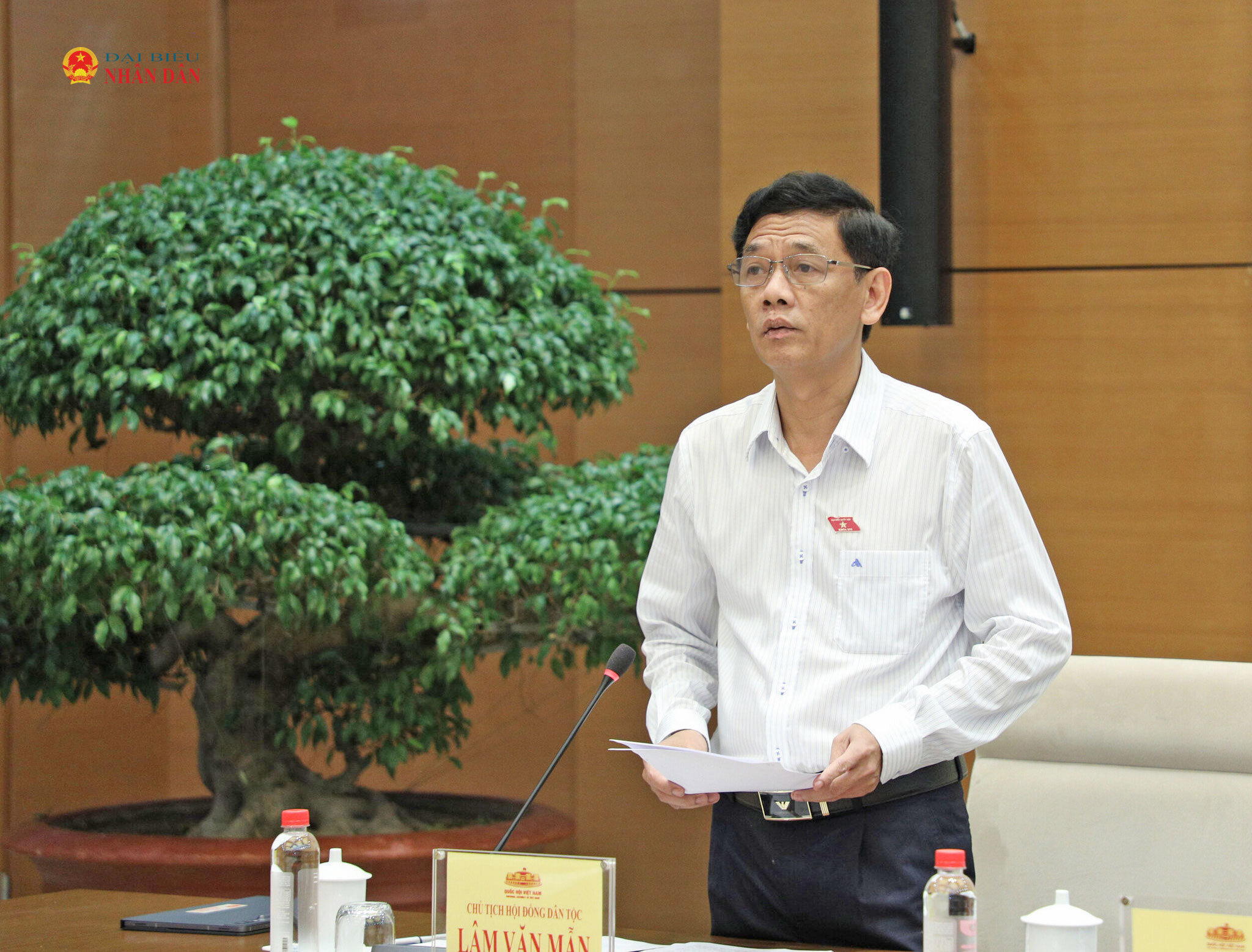 Chủ tịch Hội đồng Dân tộc Lâm Văn Mẫn phát biểu khai mạc
