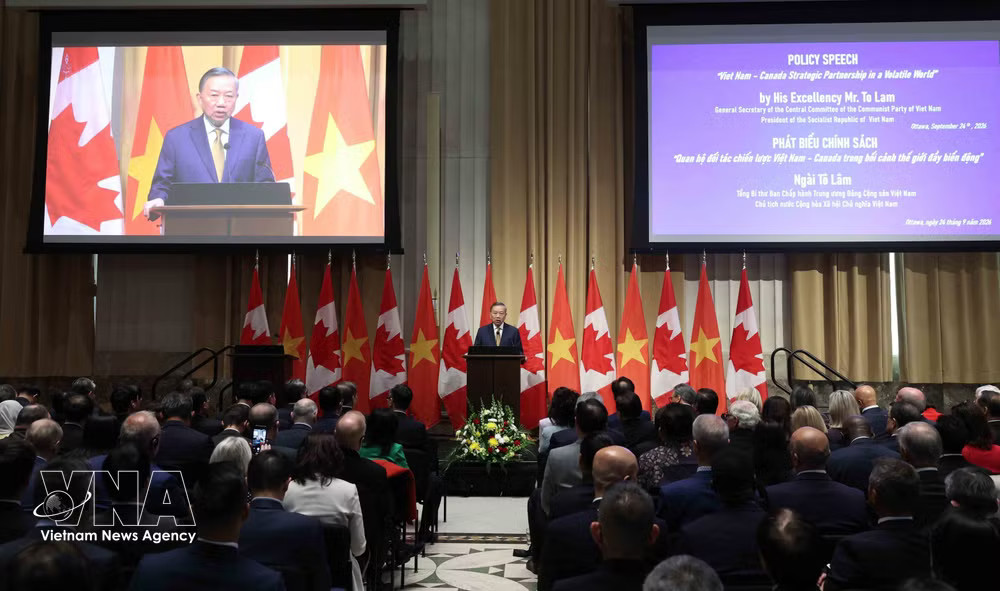 General Secretary of the Communist Party of Vietnam Central Committee and President To Lam delivers a policy speech at the Parliament of Canada in Ottawa on September 24 afternoon (local time). (Photo: VNA) vnanet_potal-tong-bi-thu-chu-tich-nuoc-to-lam-phat-bieu-chinh-sach-tai-canada-9047925.jpg