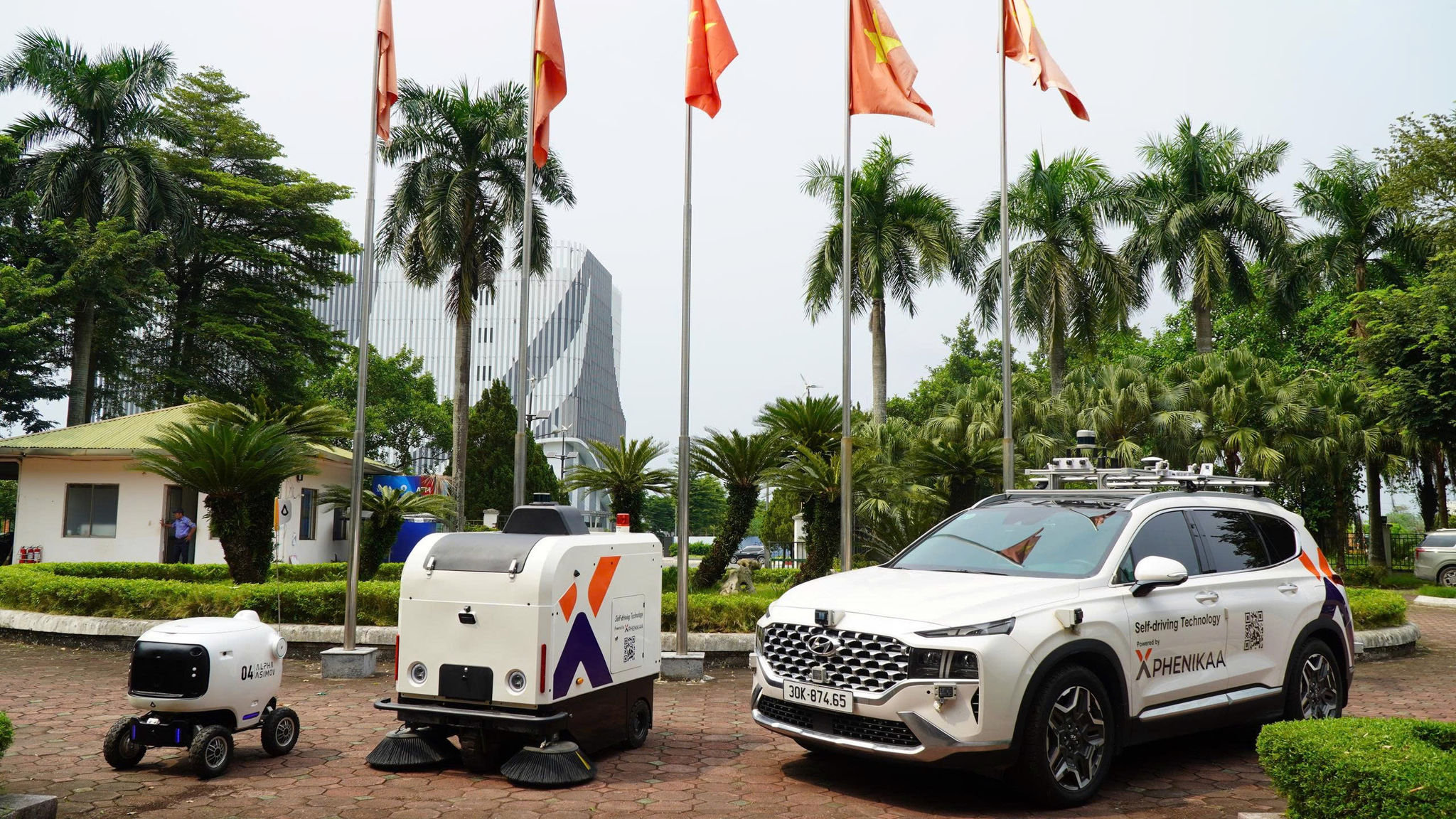 Dự án hệ thống giao thông tự hành thông minh Phenikaa-X tại Khu Công nghệ cao Hòa Lạc và Đại học Quốc gia Hà Nội được triển khai theo mô hình Thử nghiệm có kiểm soát (Sandbox)