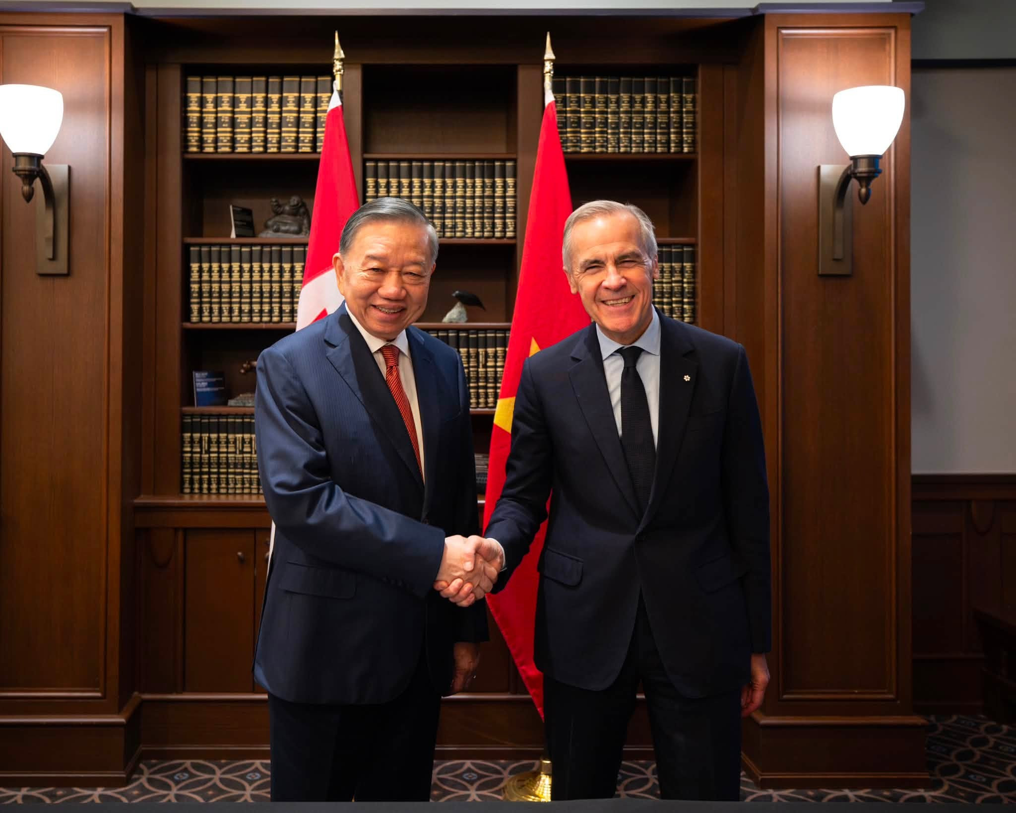 Tổng Bí thư, Chủ tịch nước Tô Lâm và Thủ tướng Canada Mark Carney. Ảnh: Prime Minister of Canada