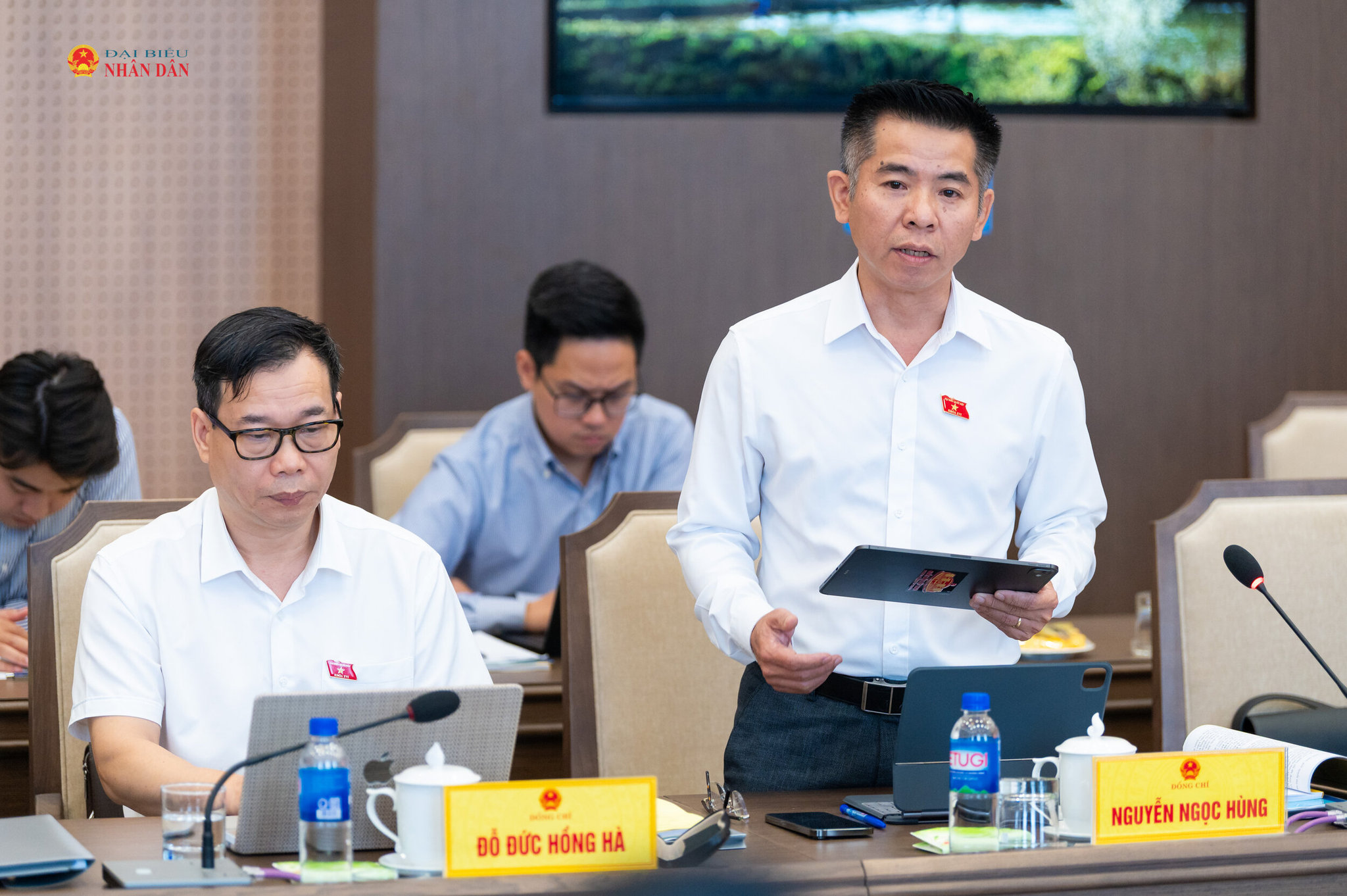 ĐBQH hoạt động chuyên trách tại Ủy ban Dân nguyện và Giám sát, thành viên Tổ Soạn thảo Nguyễn Ngọc Hùng phát biểu