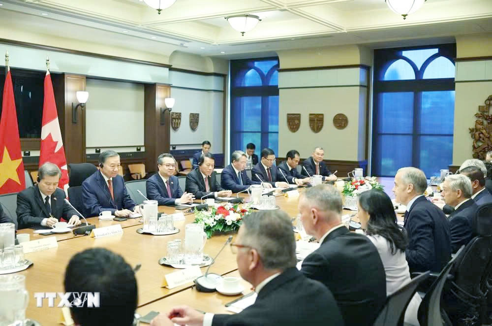 Tổng Bí thư, Chủ tịch nước Tô Lâm hội đàm với Thủ tướng Canada Mark Carney