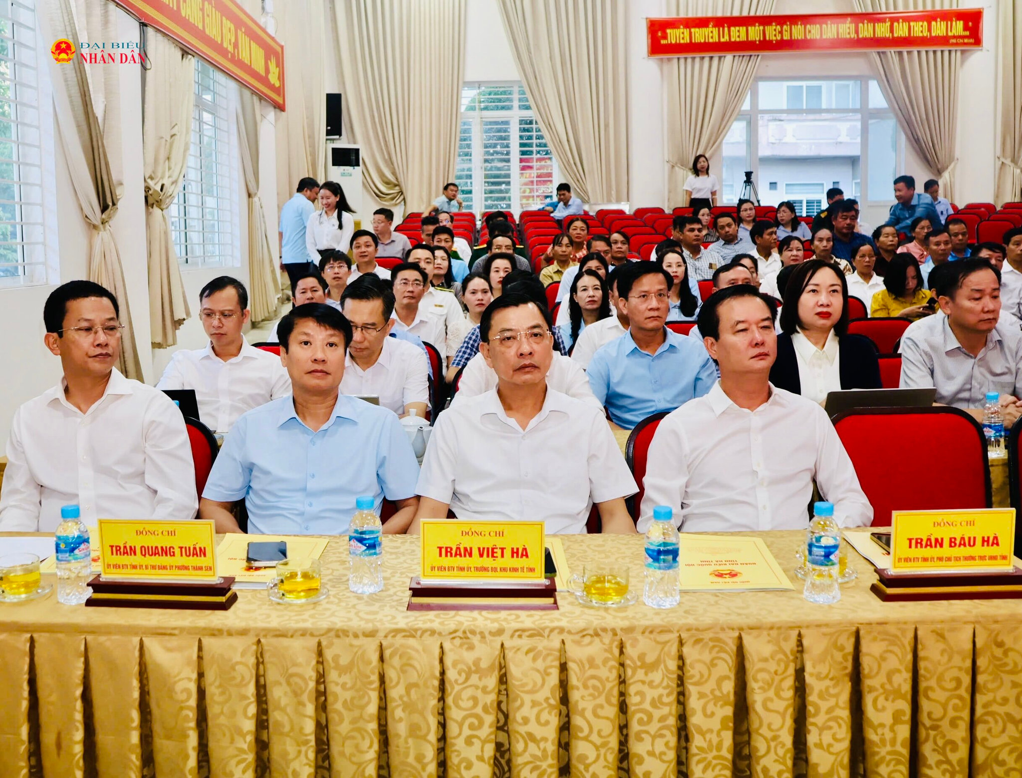 Các đại biểu tại hội nghị TXCT trước Kỳ họp thứ Hai, Quốc hội Khóa XVI.