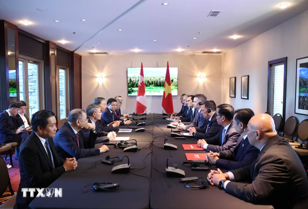 Tổng Bí thư, Chủ tịch nước Tô Lâm tiếp ông Alexandre Prevost, Chủ tịch Phụ trách hàng không dân dụng, CAE