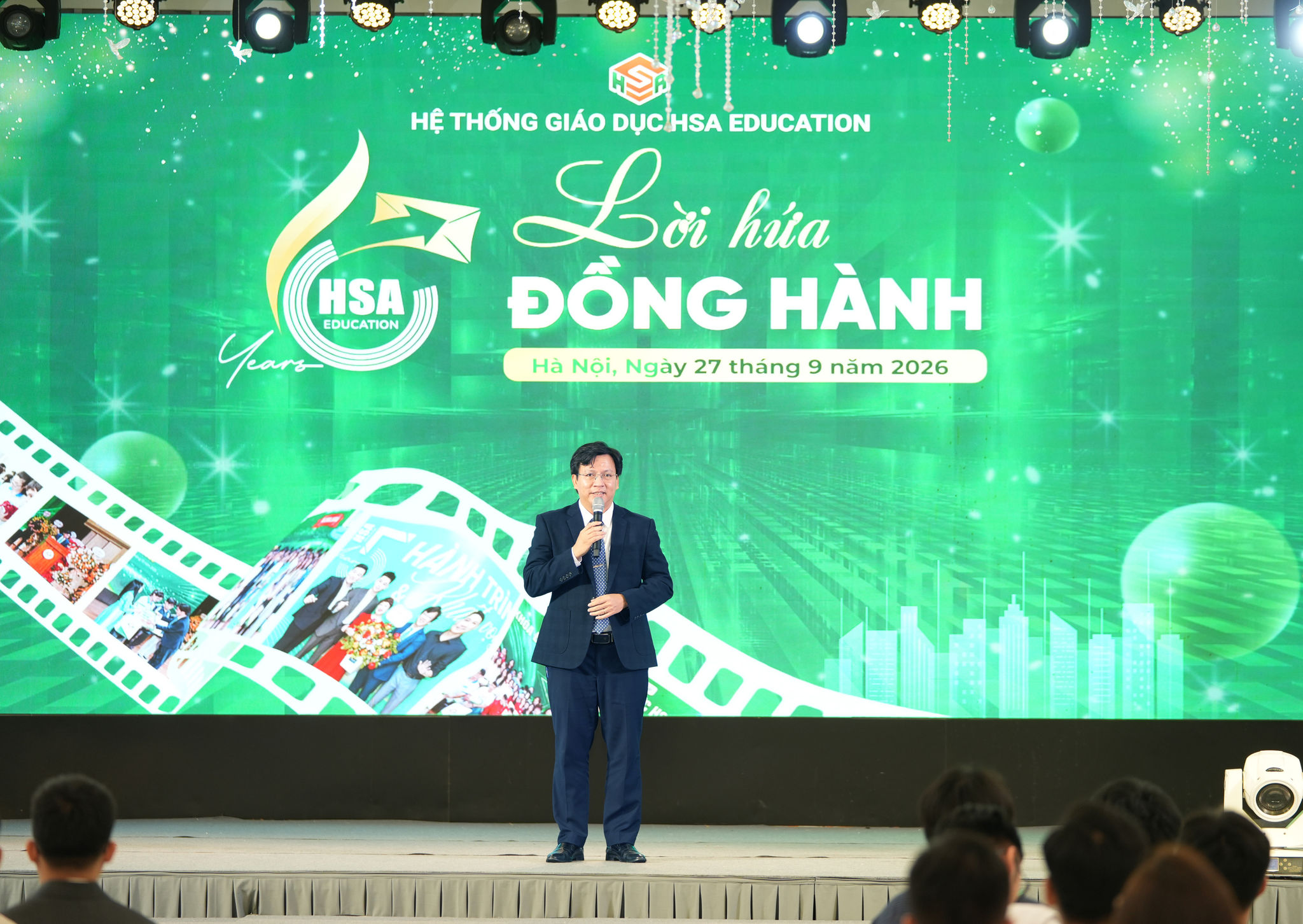 Theo thầy Khương, học bổng ”Khát vọng vươn xa” chính là lời khẳng định mạnh mẽ nhất cho tâm nguyện ấy, như một vòng tay nối dài, luôn dõi theo và tiếp sức cho các em trên những chặng đường trưởng thành.