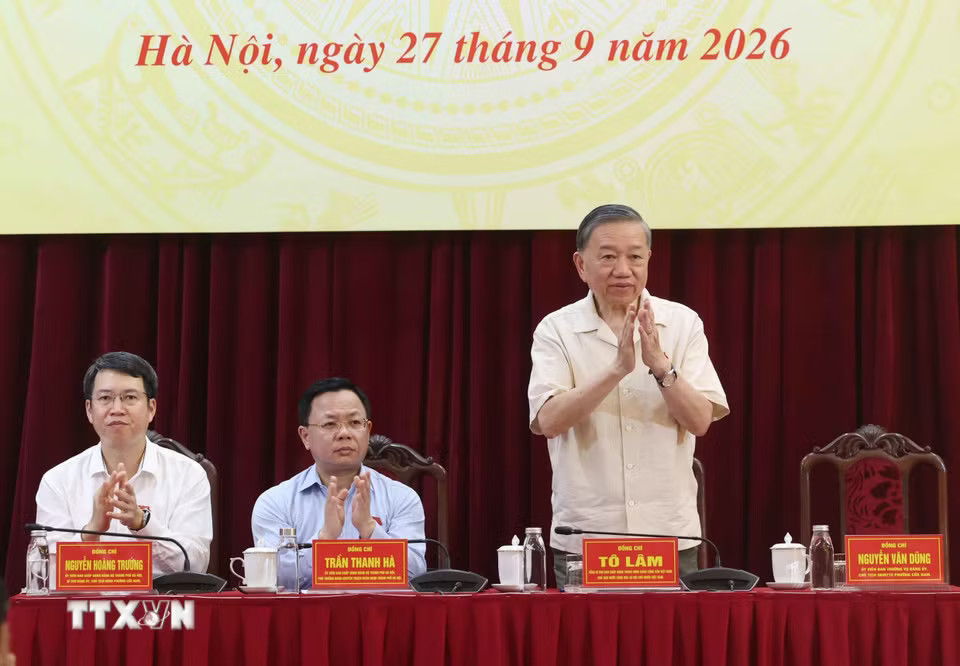 Tổng Bí thư, Chủ tịch nước Tô Lâm và các đại biểu Quốc hội thành phố Hà Nội - Đơn vị bầu cử số 1 dự Hội nghị tiếp xúc cử tri