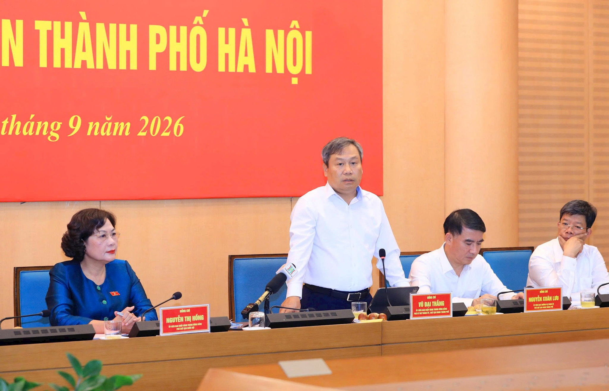 Chủ tịch UBND thành phố Hà Nội Vũ Đại Thắng phát biểu tại buổi làm việc