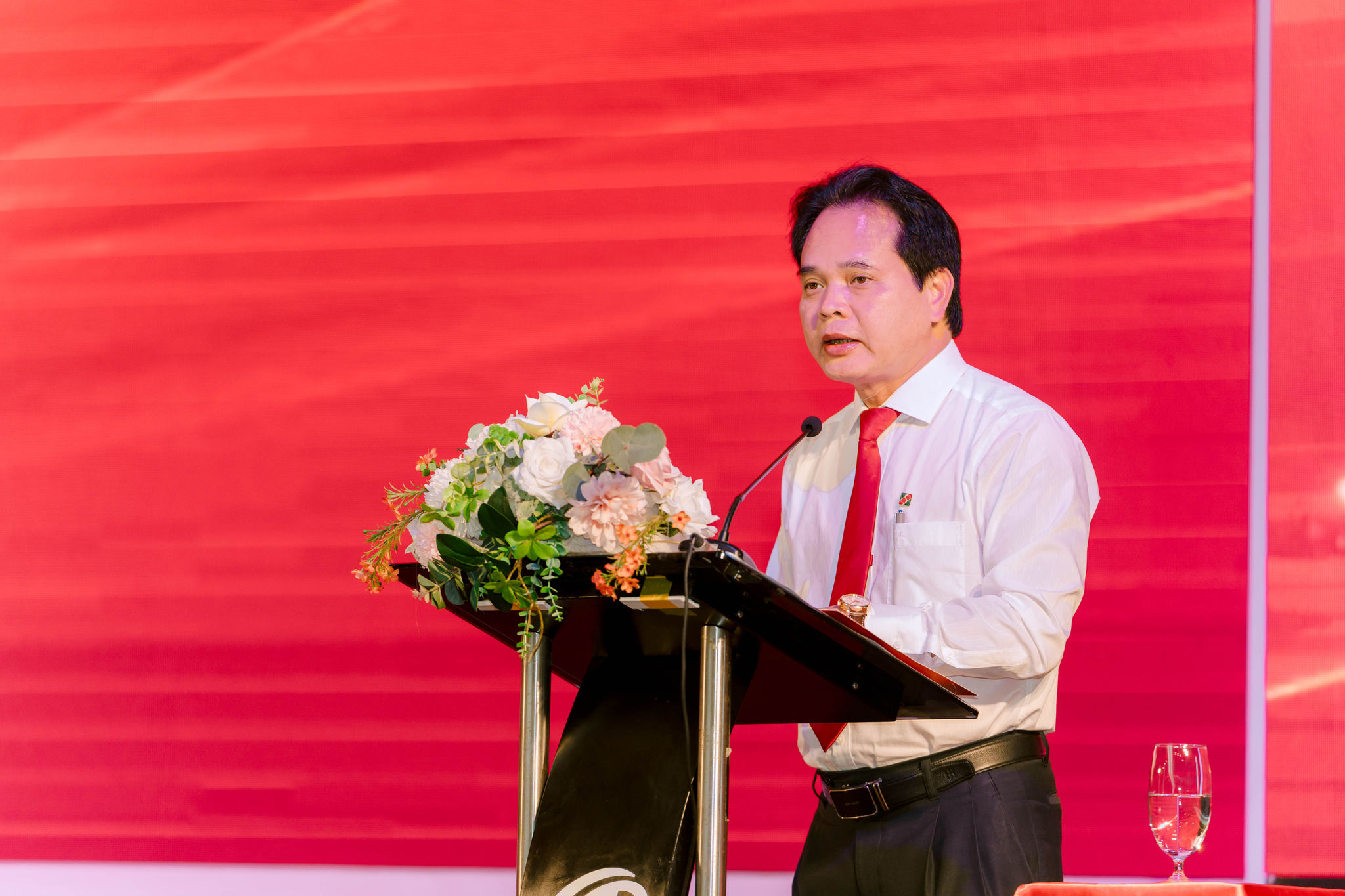 Ông Vương Hồng Lĩnh - Phó Tổng Giám đốc Agribank phát biểu khai mạc Hội nghị.