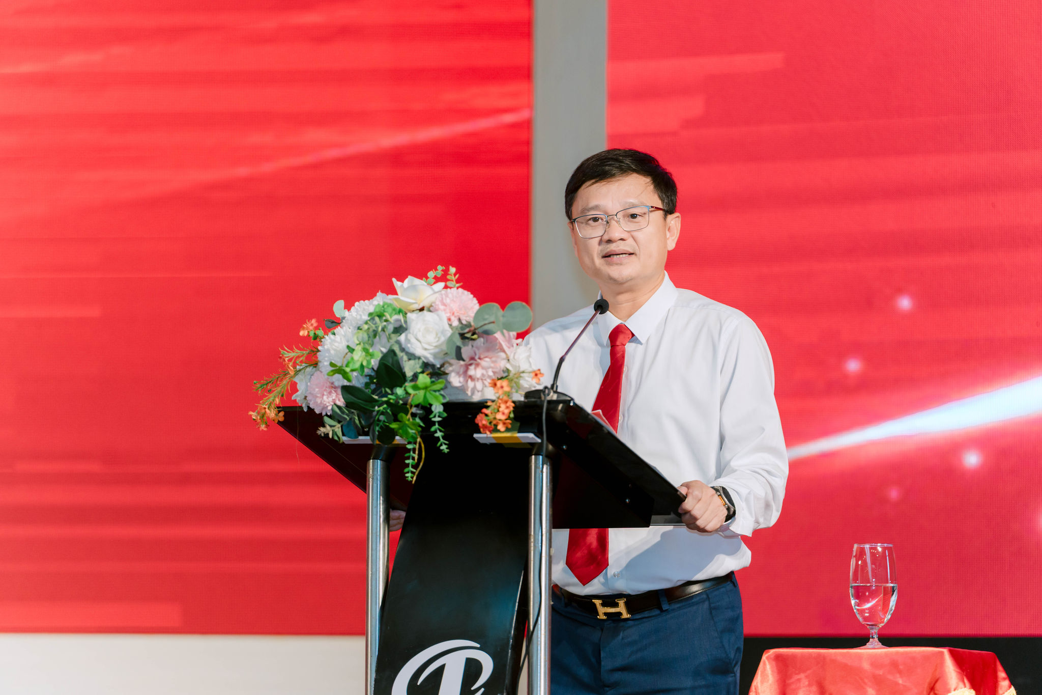 Ông Nguyễn Thuần Phong - Giám đốc Agribank Chi nhánh Thanh Hóa phát biểu tại Hội nghị.