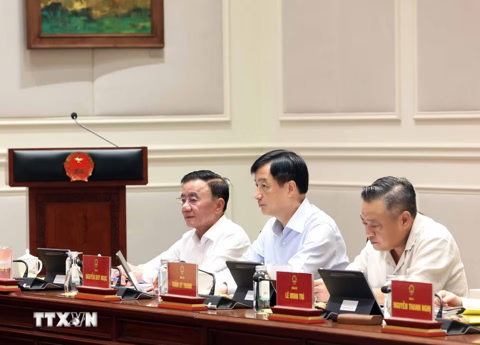 Các đại biểu tham dự phiên họp