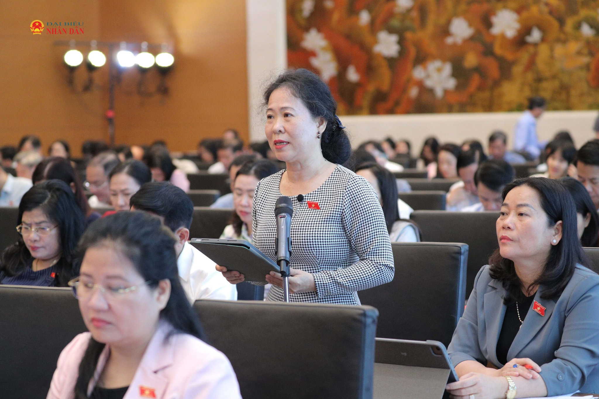 ĐBQH Tô Ái Vang (TP. Cần Thơ)