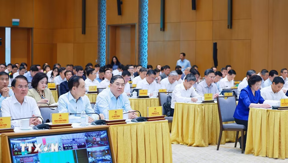 Các đại biểu tham dự phiên họp