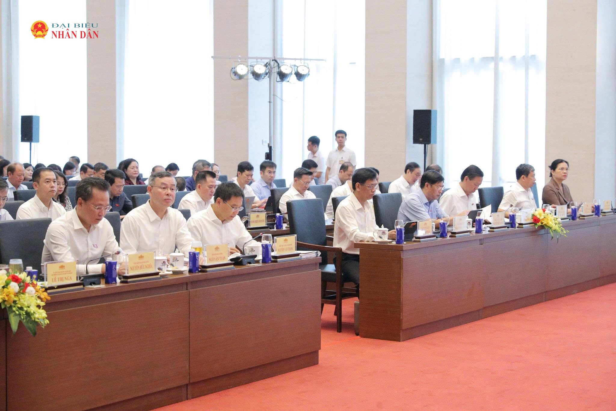 Các đại biểu dự hội nghị