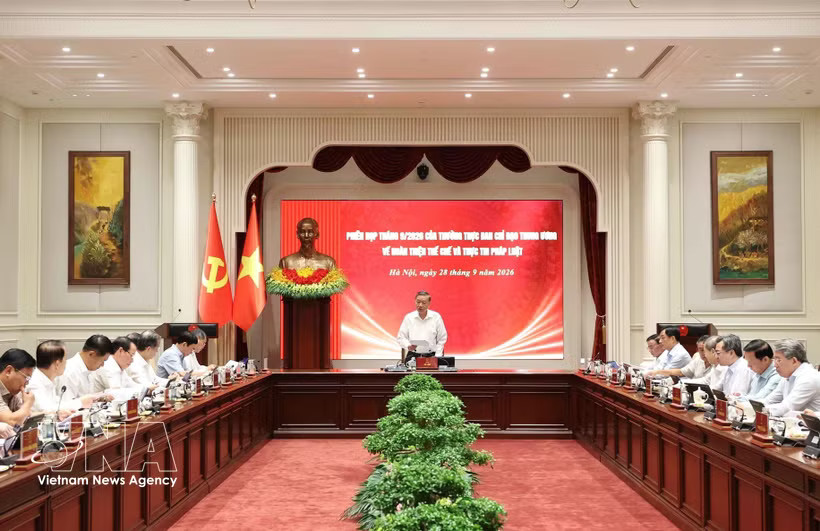 General Secretary of the Communist Party of Vietnam Central Committee and President To Lam speaks at the September meeting of the Standing Board of the central steering committee on institution improvement and law enforcement on September 28. (Photo: VNA)