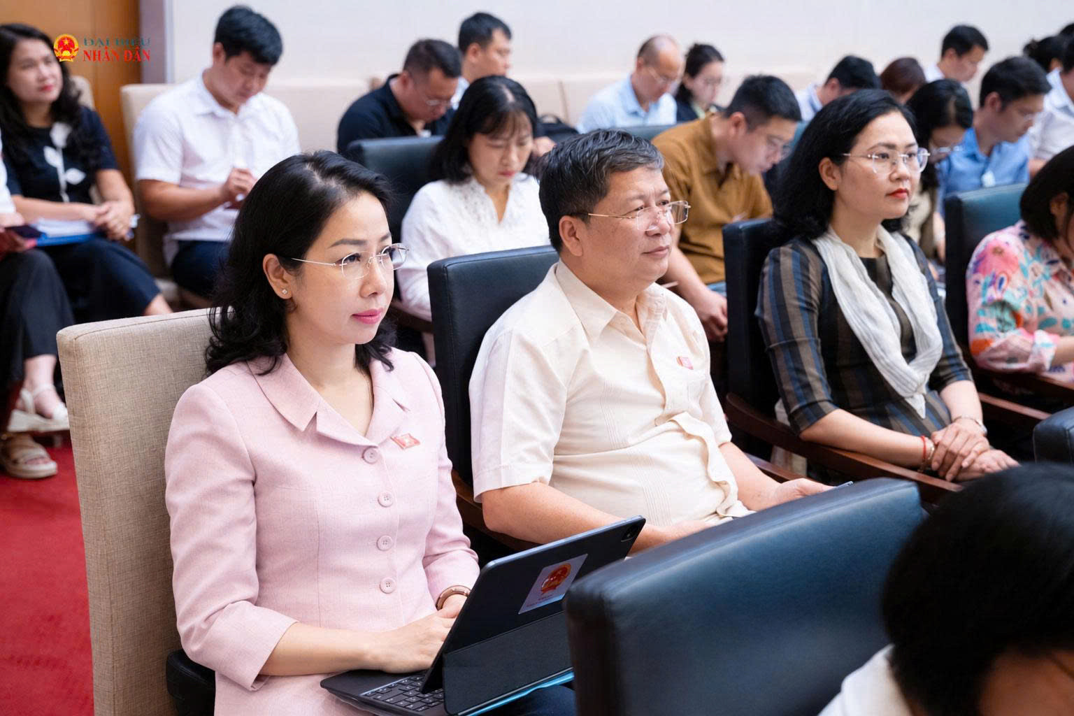 Các đại biểu dự hội nghị
