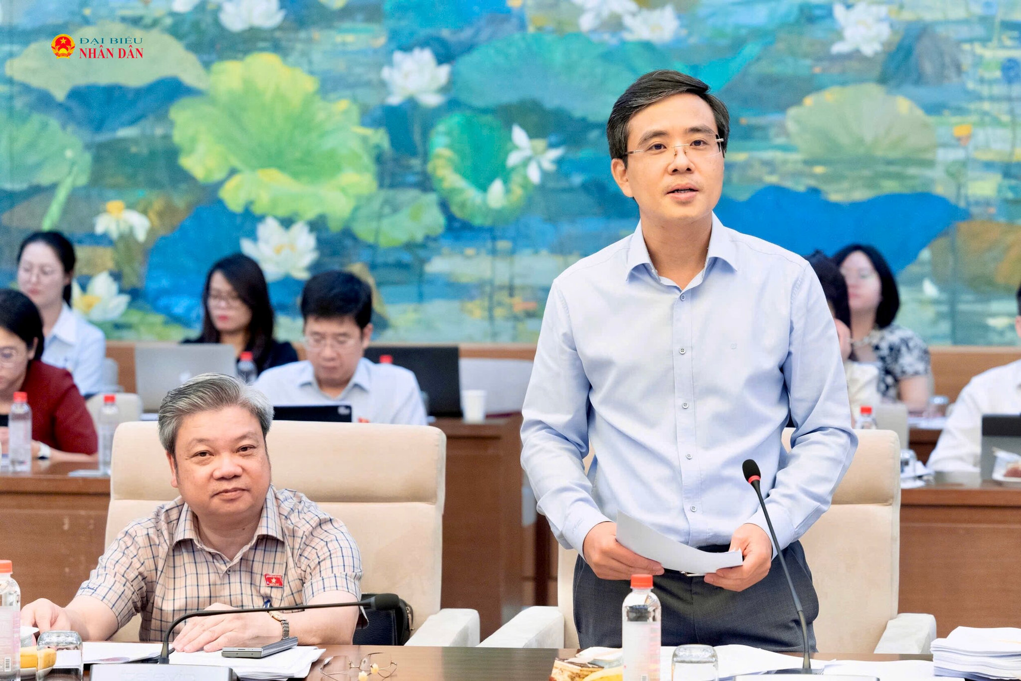 Đại biểu hoạt động Chuyên trách tại Ủy ban Kinh tế và Tài chính Nguyễn Thành Công