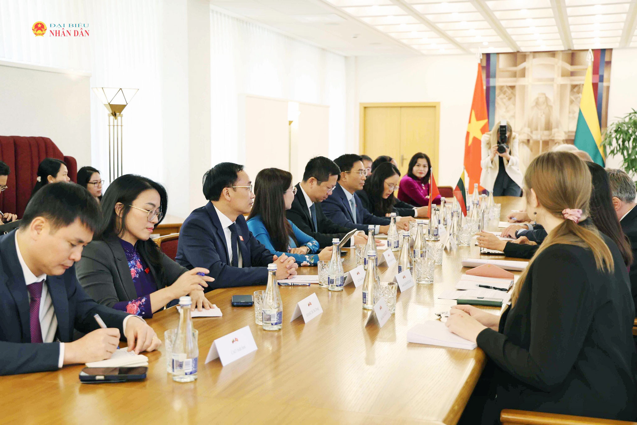 Phó Chủ tịch Quốc hội, Thượng tướng Nguyễn Doãn Anh đã hội kiến với Chủ tịch Quốc hội Lít-va Juozas Olekas