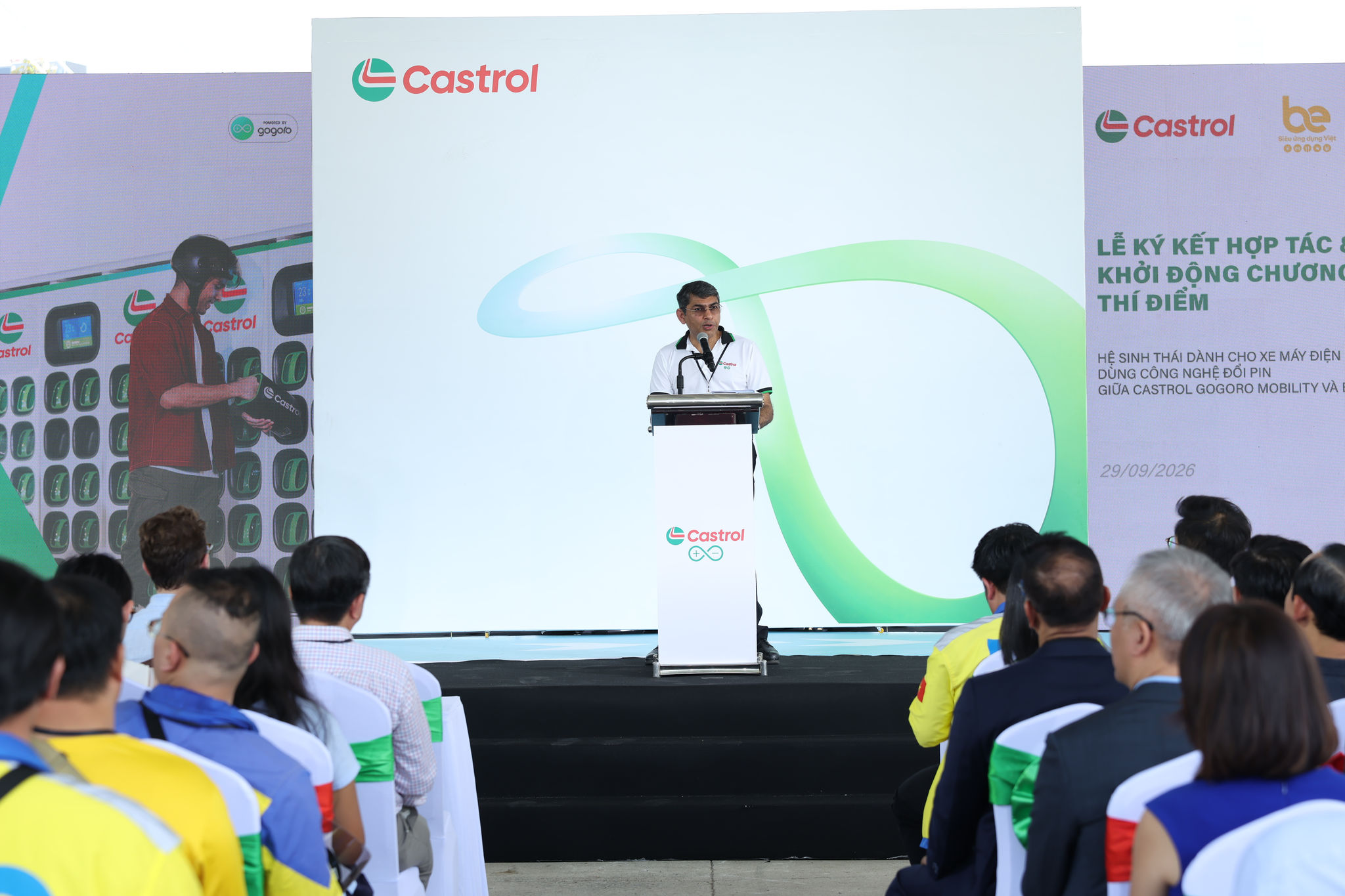 Ông Sumeet Wadhwa, Giám đốc điều hành - Castrol Gogoro Mobility phát biểu tại sự kiện.