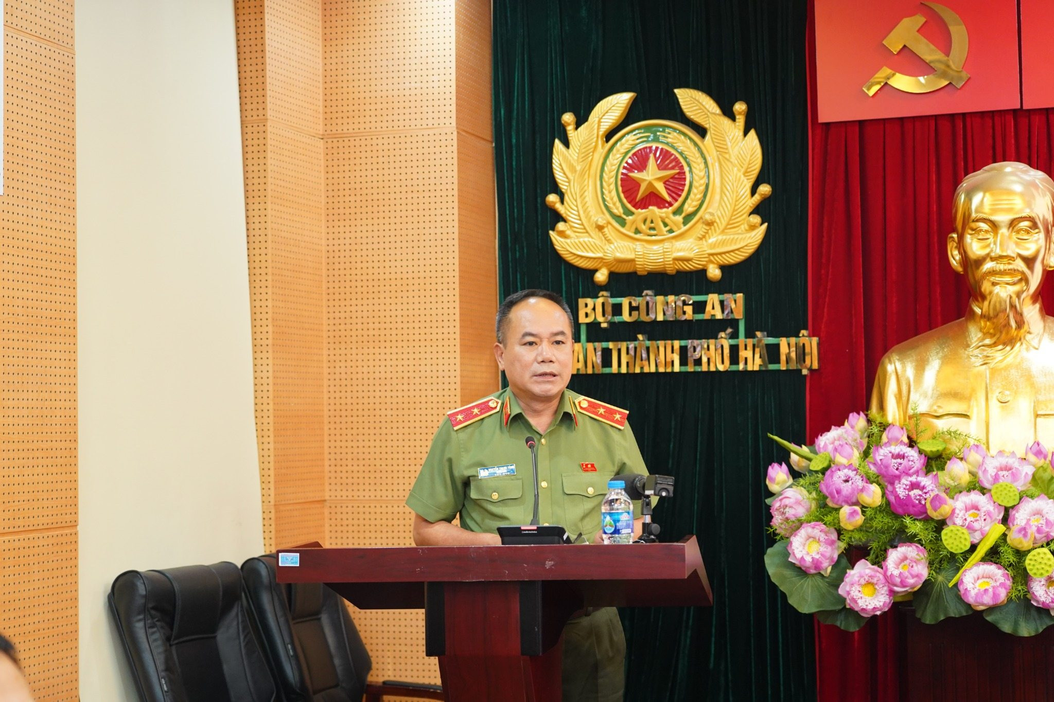 tải xuống (18)