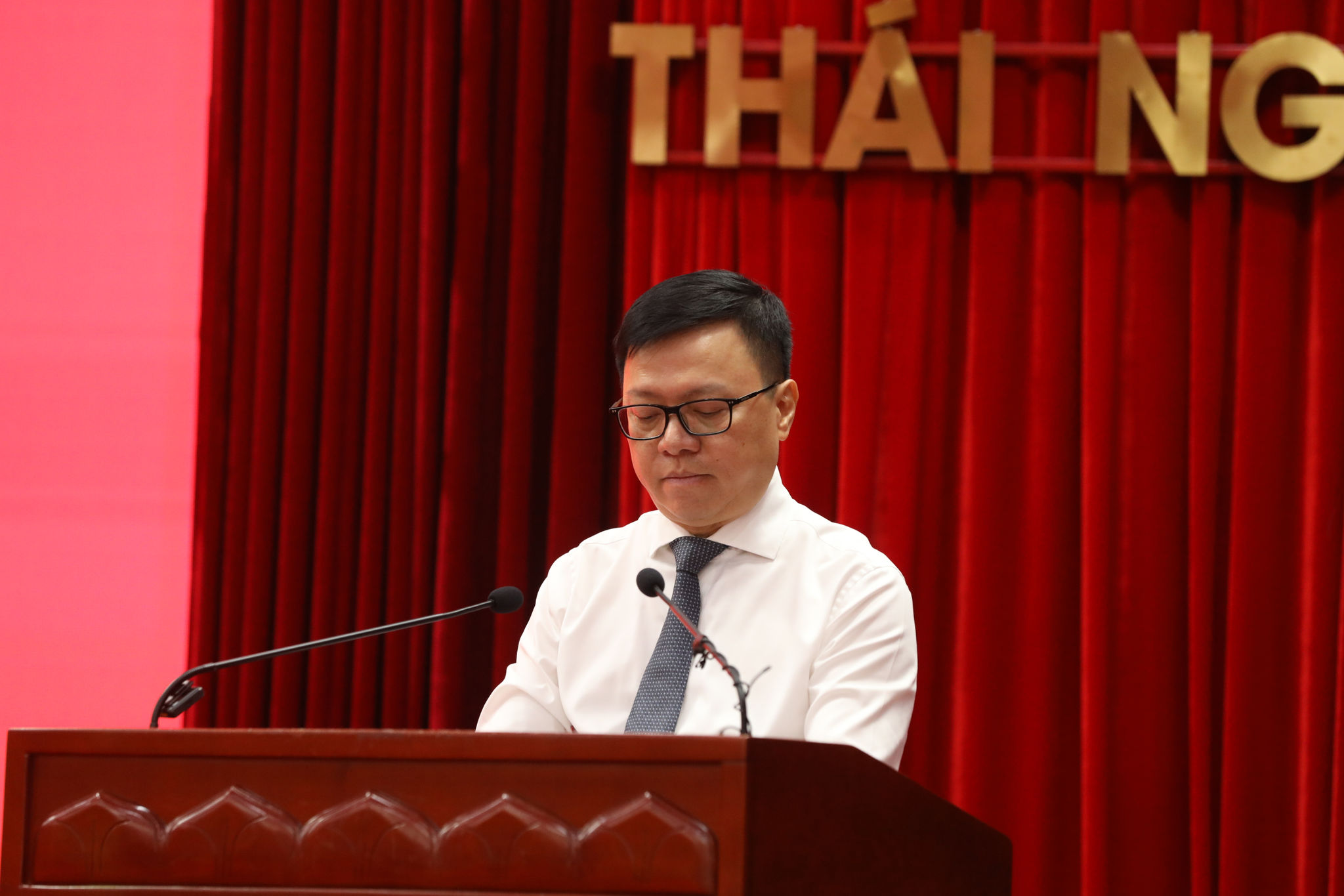 Ủy viên Ban Chấp hành Trung ương Đảng, Tổng Biên tập Báo Nhân Dân, Phó Trưởng Ban Tuyên giáo Trung ương, Chủ tịch Hội Nhà báo Việt Nam Lê Quốc Minh, phát biểu đề dẫn Hội thảo. Ảnh: Đồng Thưởng.