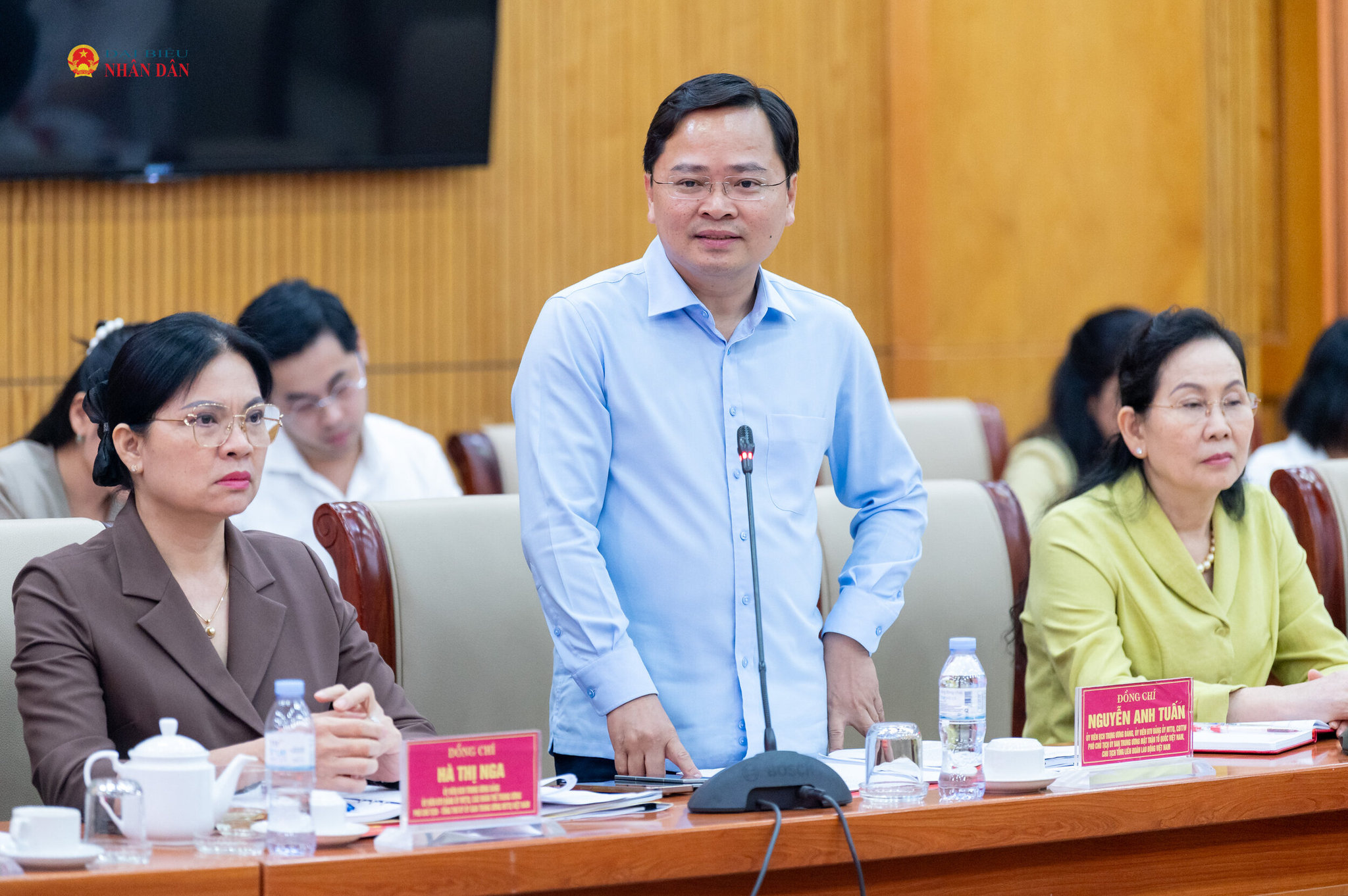 Phó Chủ tịch Ủy ban Trung ương Mặt trận Tổ quốc Việt Nam, Chủ tịch Tổng liên đoàn Lao động Việt Nam Nguyễn Anh Tuấn phát biểu