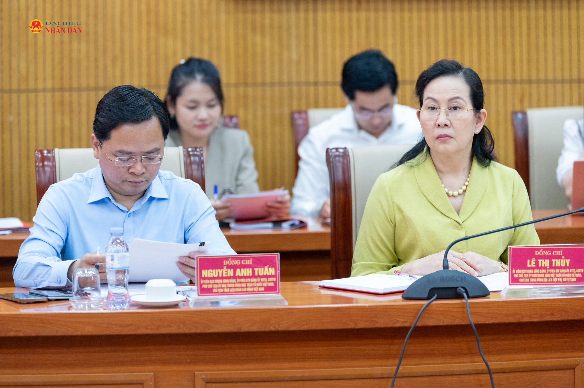Các đại biểu tham dự Hội nghị