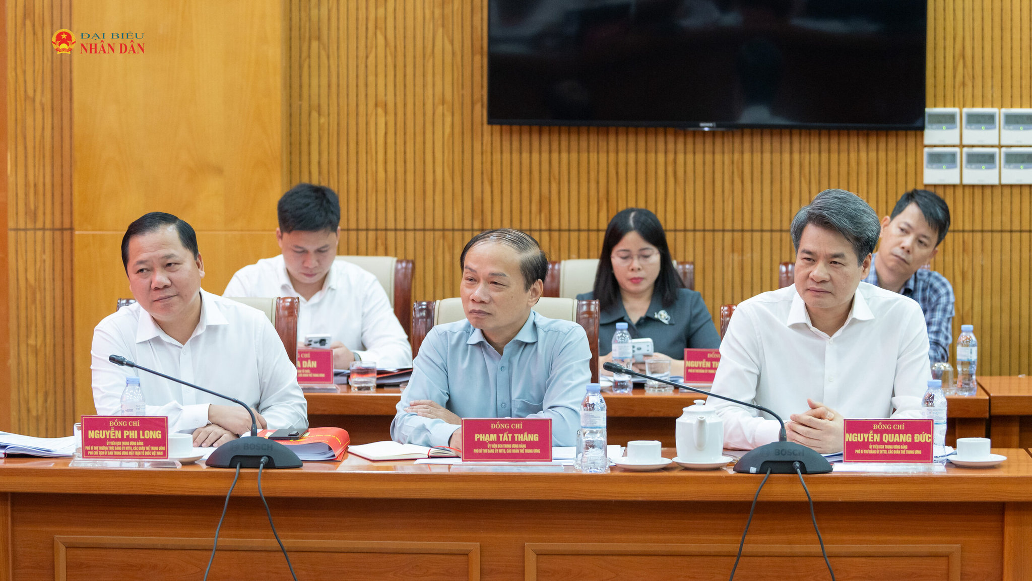 Các đại biểu tham dự Hội nghị