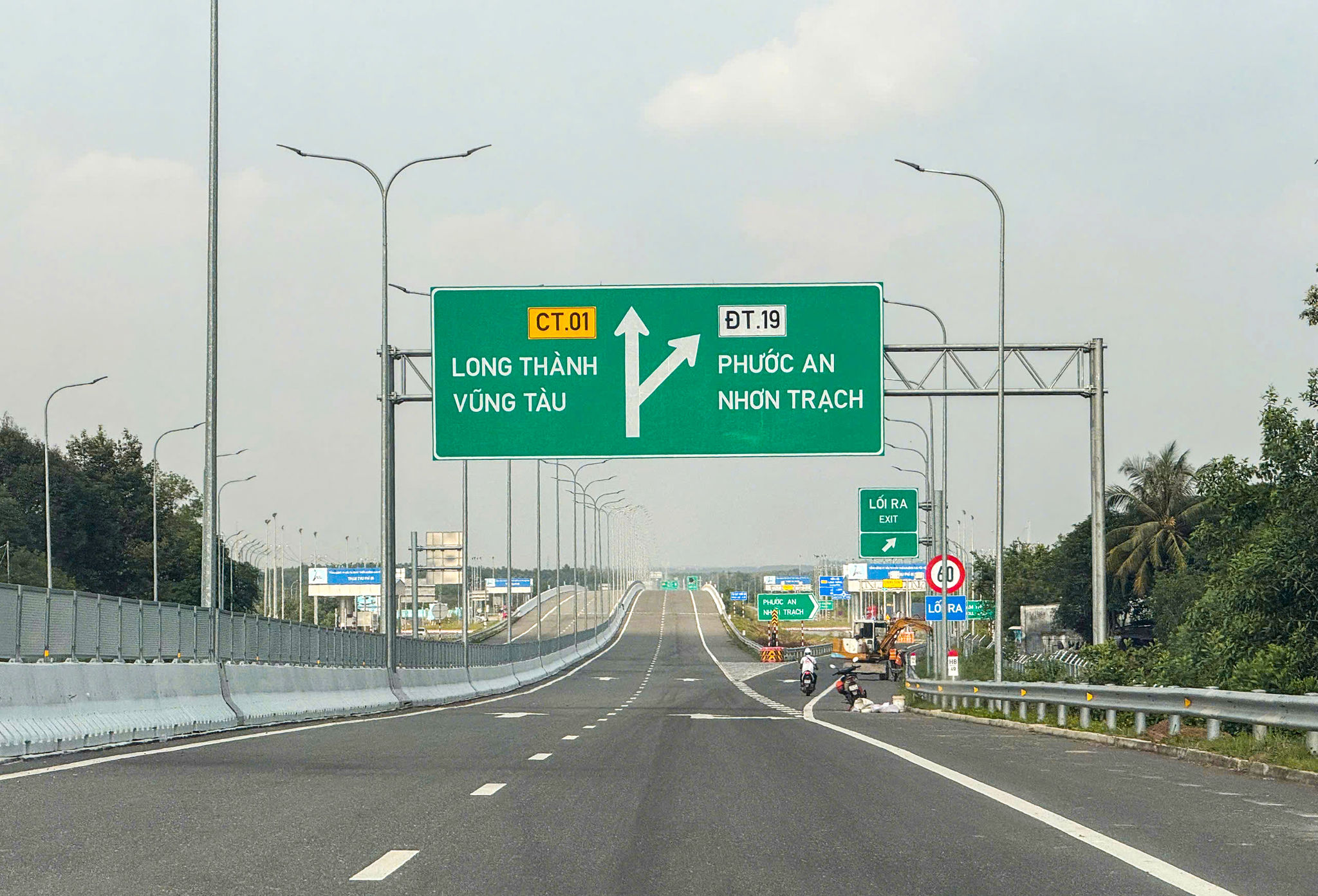 Bến Lức - Long Thành 4