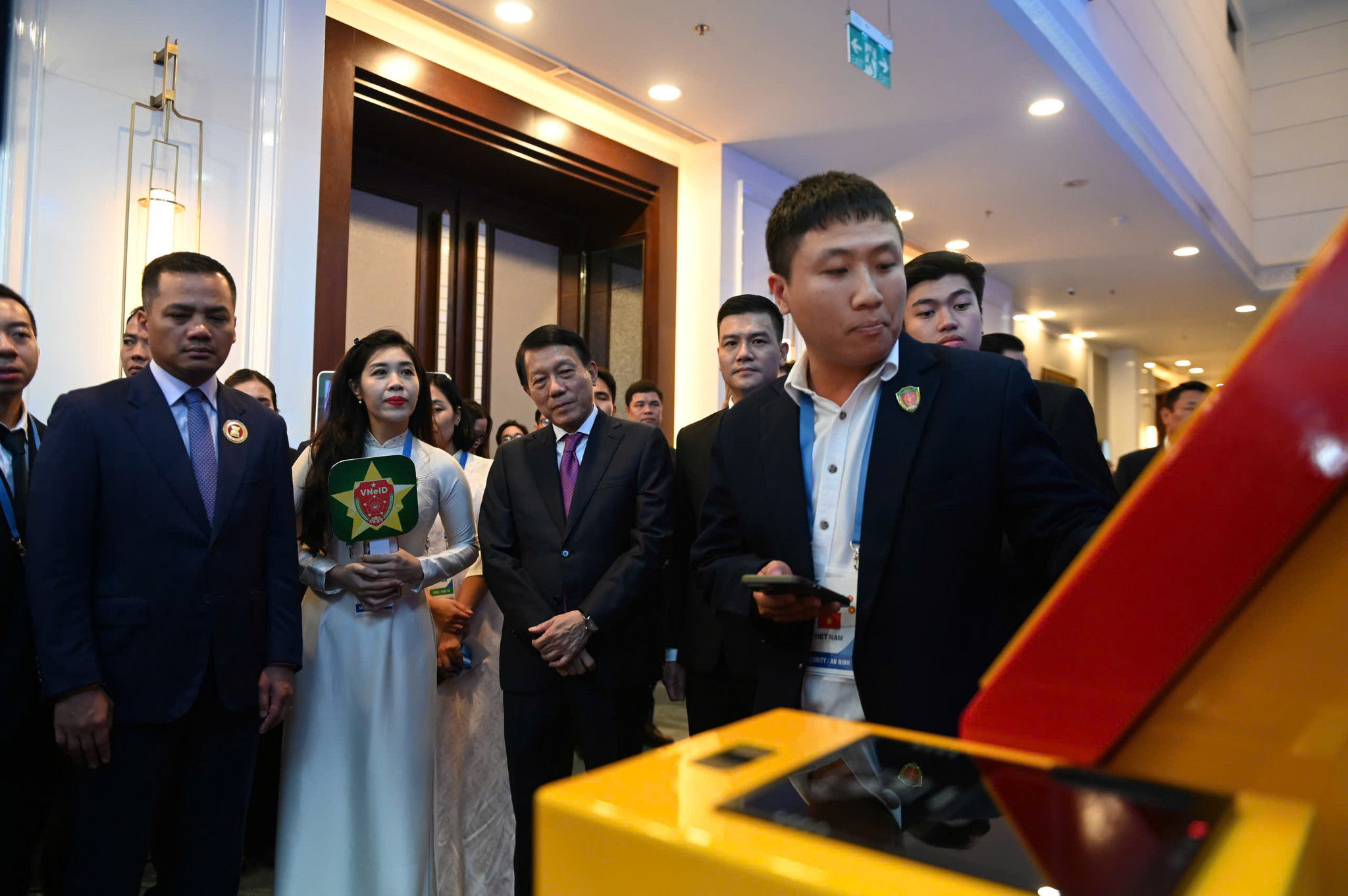 Bo truong Tam Quang 30