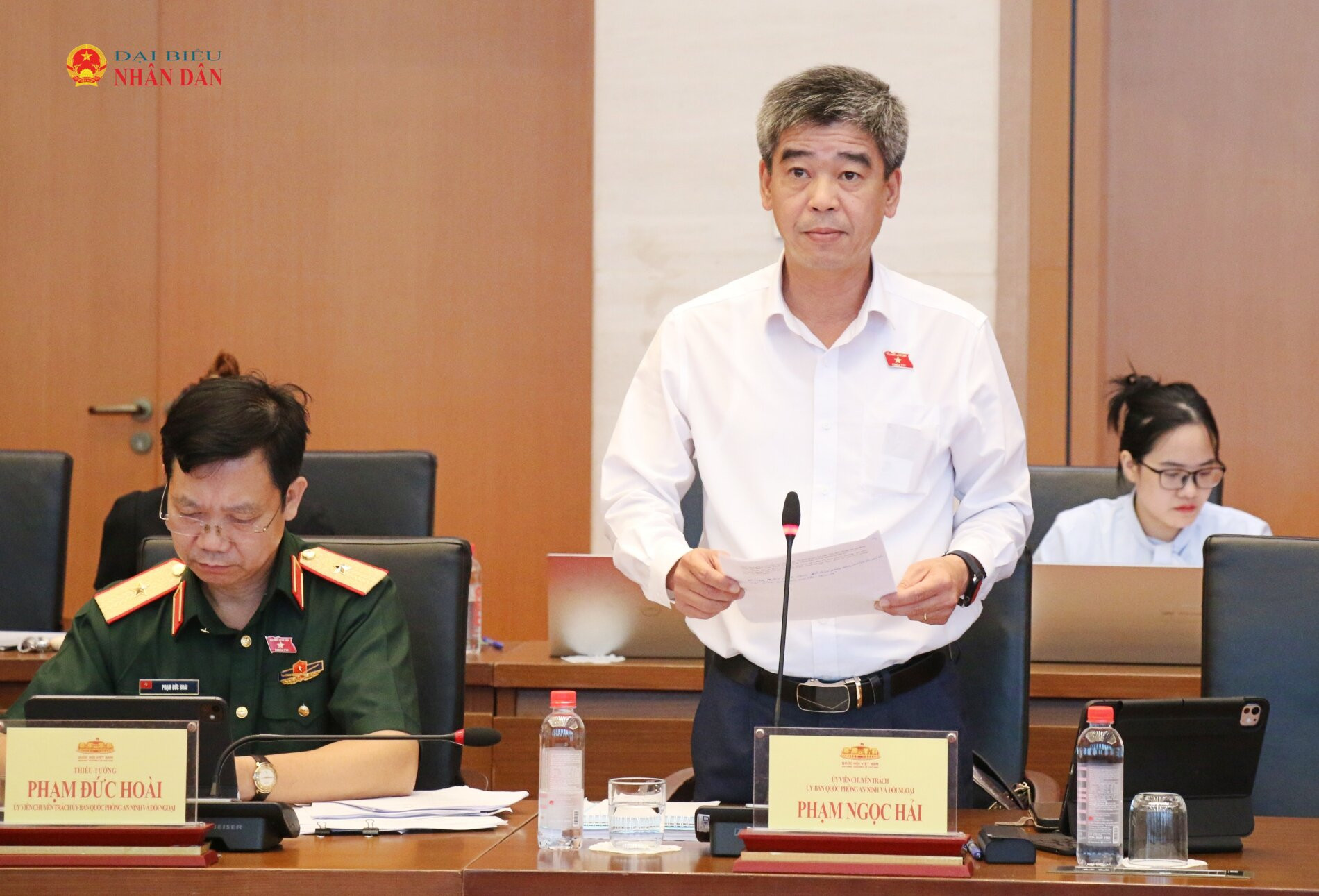 ĐBQH hoạt động chuyên trách tại Ủy ban Quốc phòng, An ninh và Đối ngoại Phạm Ngọc Hải phát biểu. Ảnh: Đắc Trường