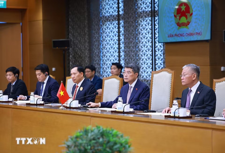 Thủ tướng Lê Minh Hưng tiếp Trưởng đoàn các nước tham dự Hội nghị các nước ASEAN về hợp tác đấu tranh với tội phạm truy nã