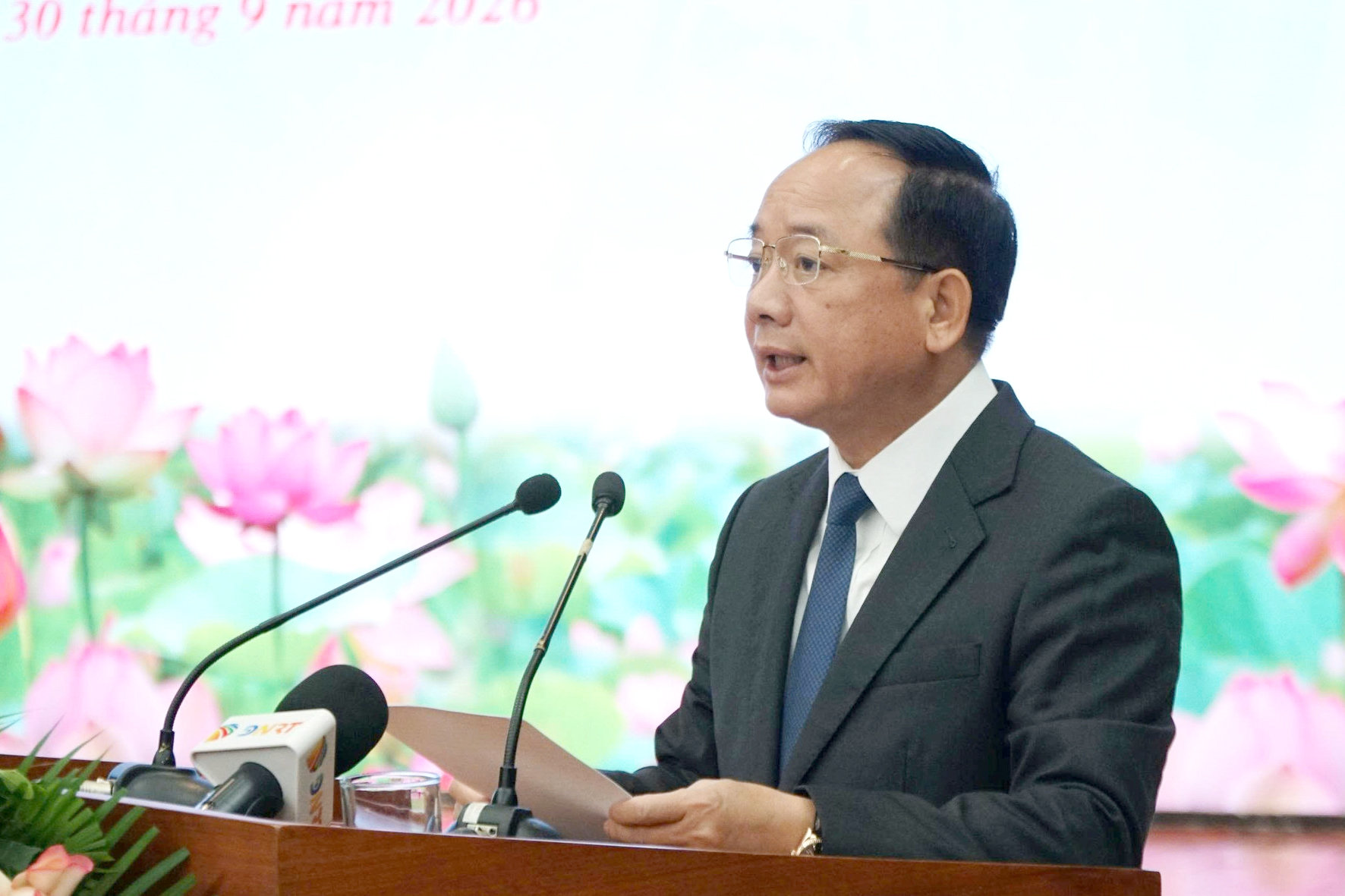 Trưởng Ban Tuyên giáo Trung ương Trịnh Văn Quyết phát biểu tại hội thảo