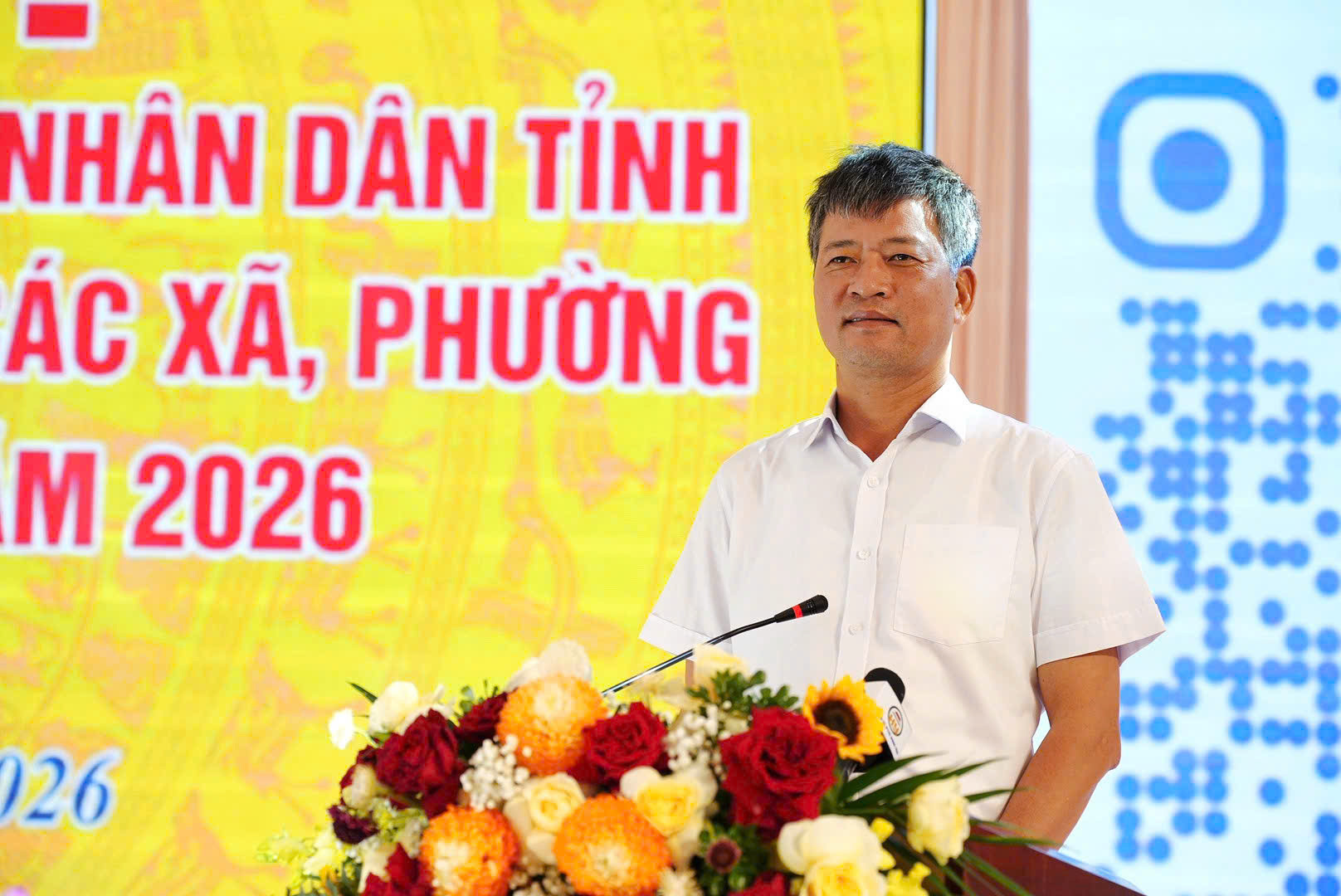 Phó Chủ tịch Thường trực HĐND tỉnh Hưng Yên Lê Xuân Tiến phát biểu khai mạc hội nghị