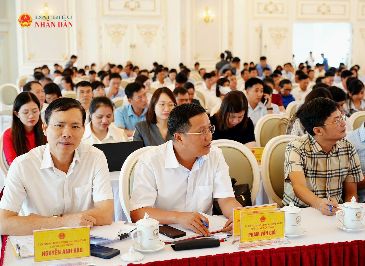Các đại biểu tham dự hội nghị