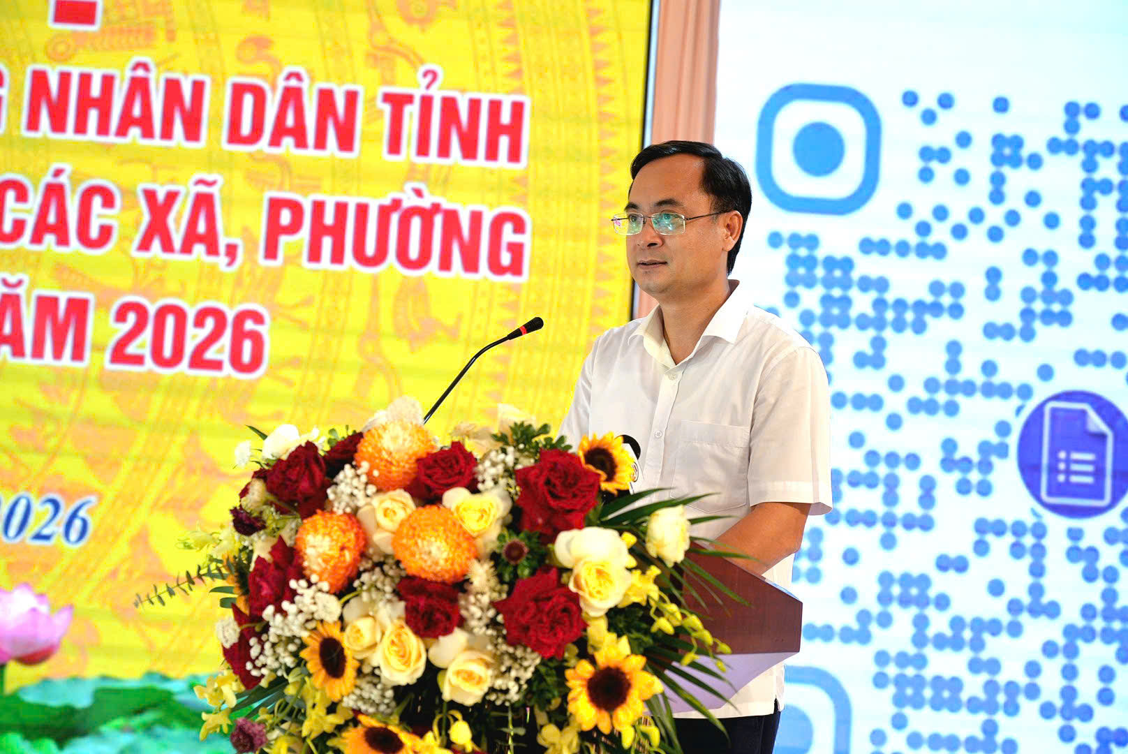 Đại diện Sở Nội vụ Hưng Yên làm rõ một số nội dung đại biểu kiến nghị thuộc thẩm quyền