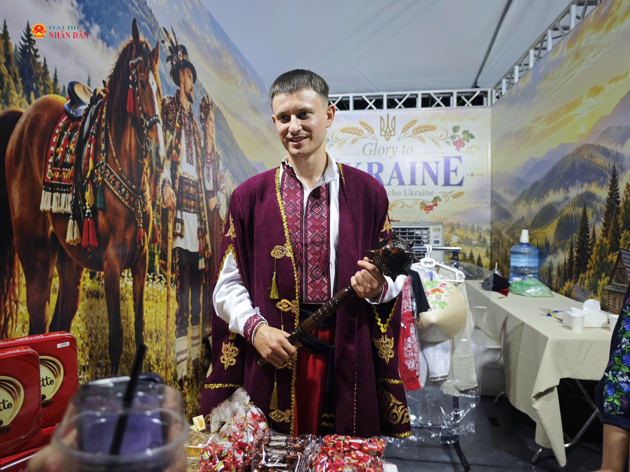 Gian hàng giới thiệu văn hóa Ukraine