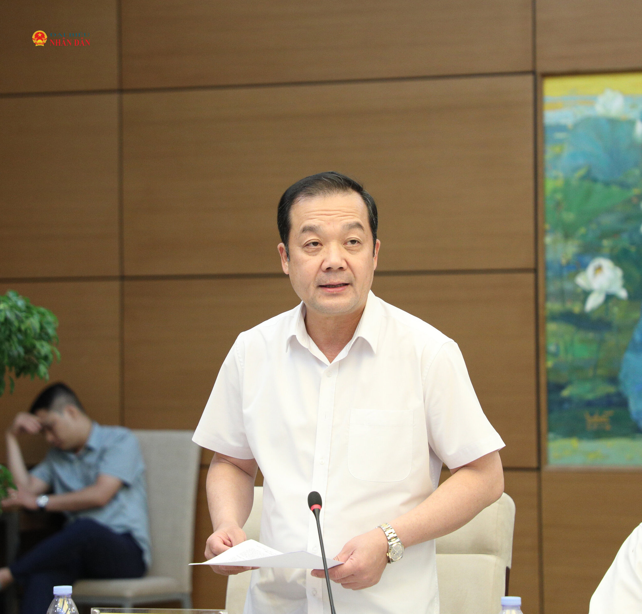 Thứ trưởng Bộ Khoa học và Công nghệ Phạm Đức Long phát biểu tại phiên họp