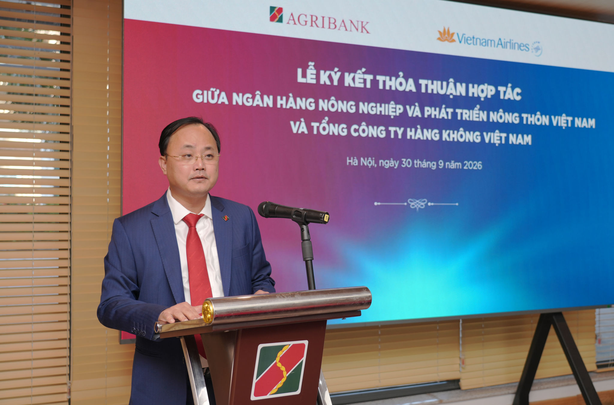 3. Ông Tô Huy Vũ, Chủ tịch Hội đồng thành viên Agribank khẳng định năng lực tài chính và cam kết đồng hành thực chất cùng Vietnam Airlines