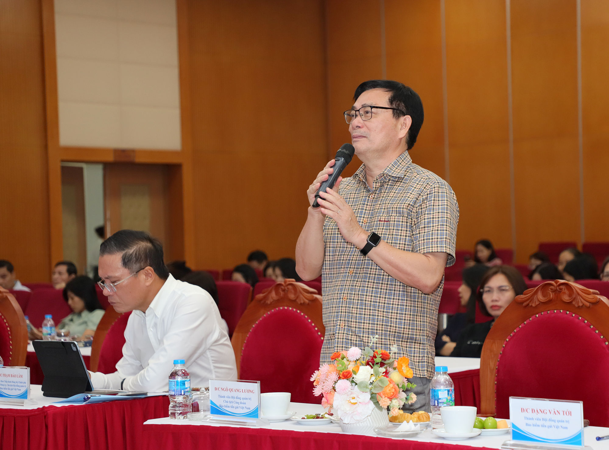 Các đại biểu thảo luận về những vấn đề đặt ra trong quá trình triển khai Luật BHTG năm 2025 và tổ chức thực hiện nhiệm vụ