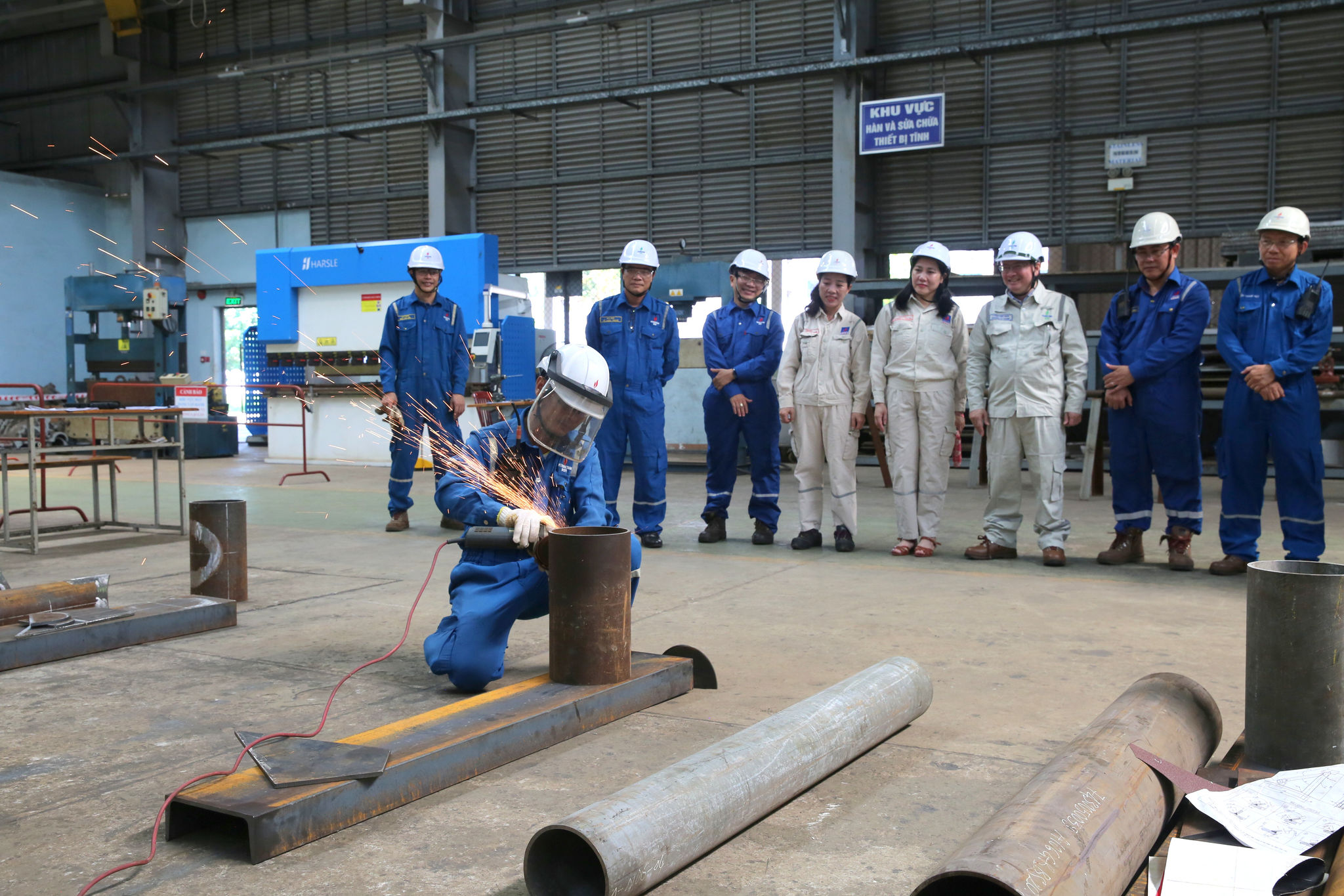 Các phần thi mài cắt. Ảnh BSR