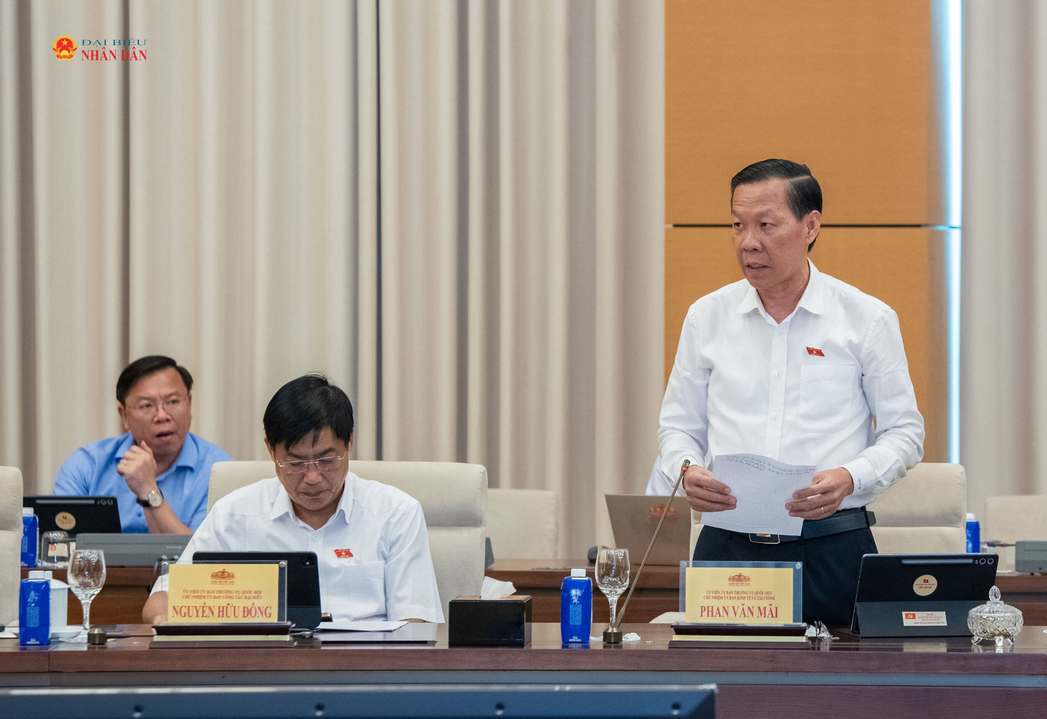 Chủ nhiệm UB Kinh tế và Tài chính Phan Văn Mãi